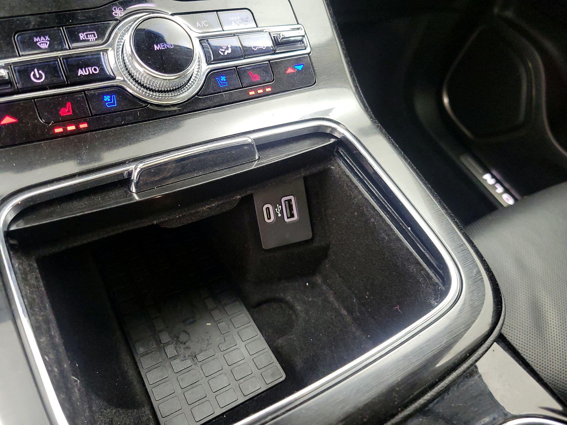 Thumbnail: 2022 Lincoln Nautilus - 19