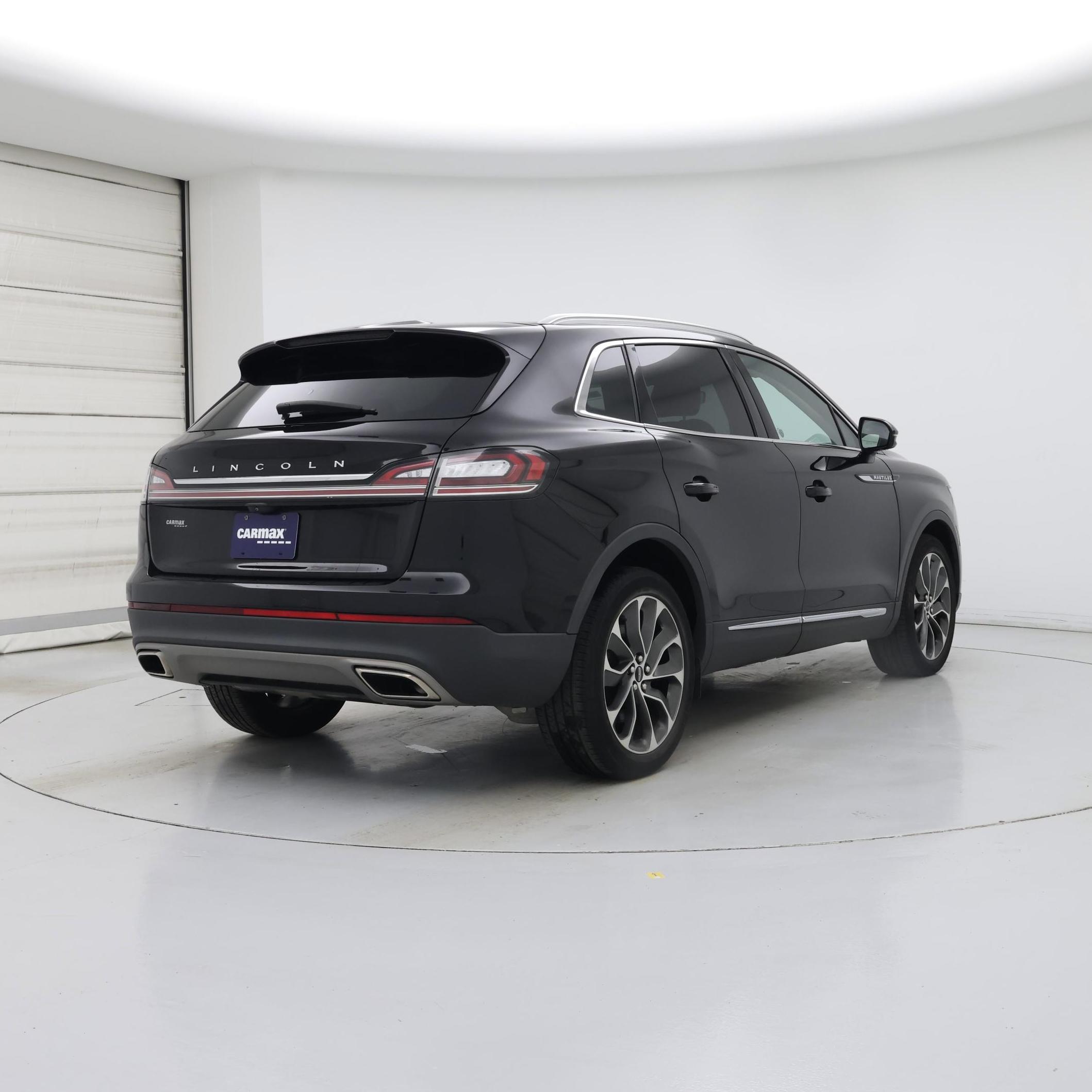 Thumbnail: 2022 Lincoln Nautilus - 8