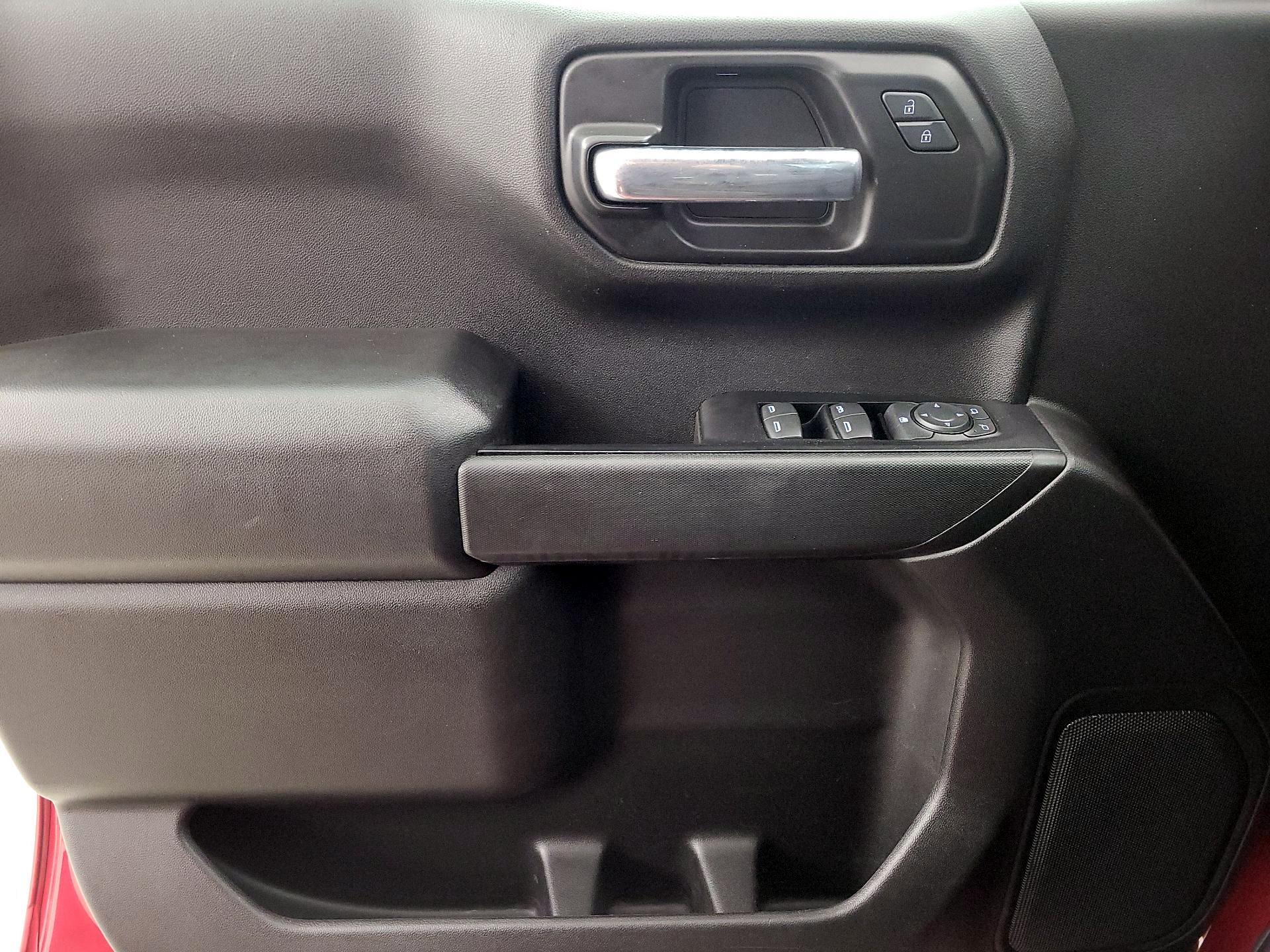 Thumbnail: 2019 Chevrolet Silverado 1500 - 12