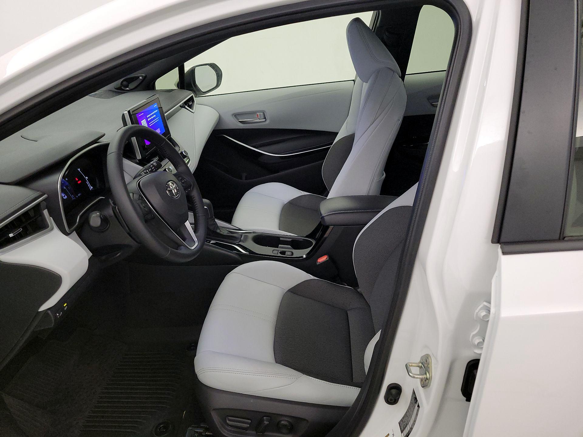 Thumbnail: 2025 Toyota Corolla - 11