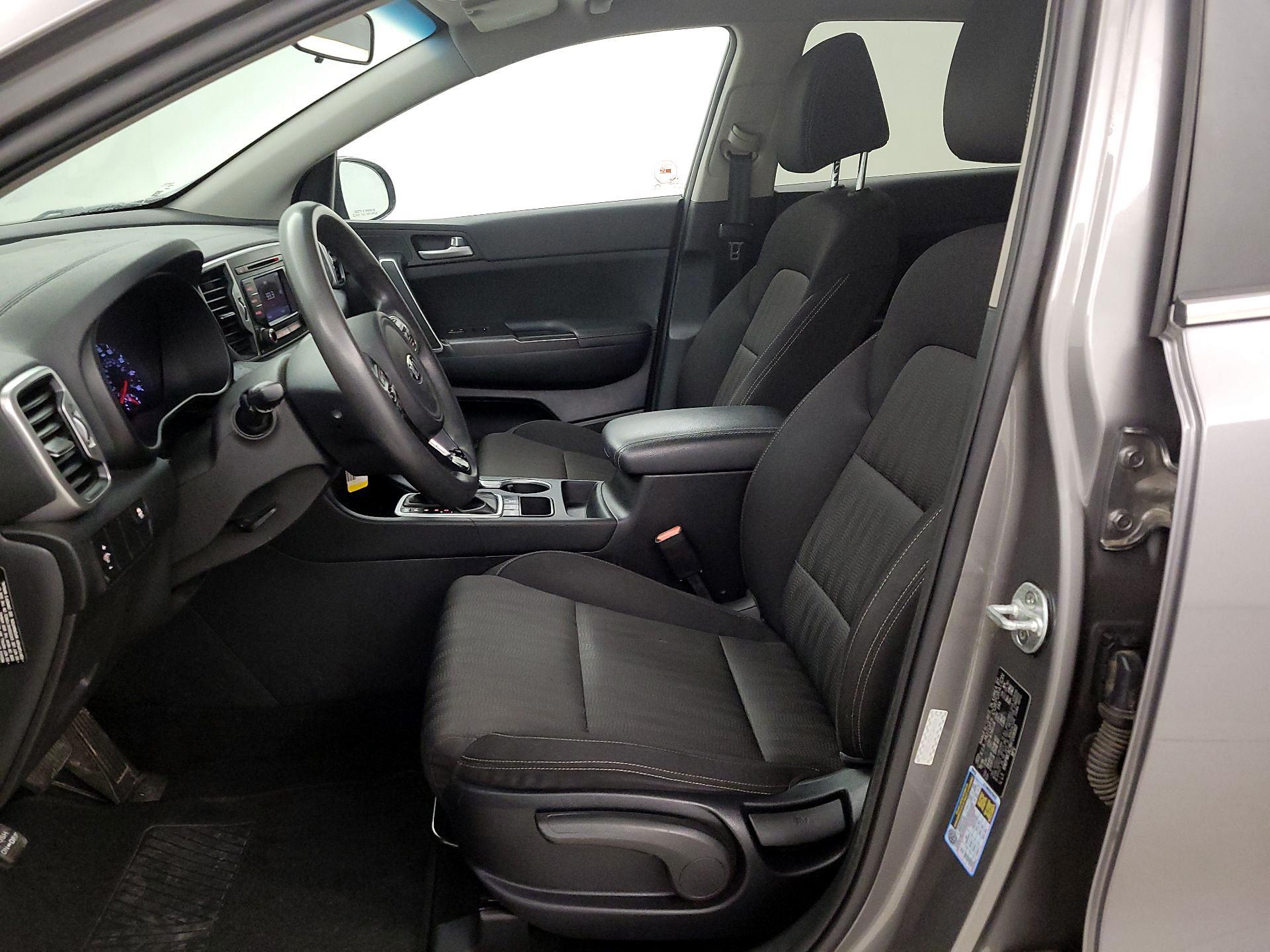 Thumbnail: 2017 Kia Sportage - 11