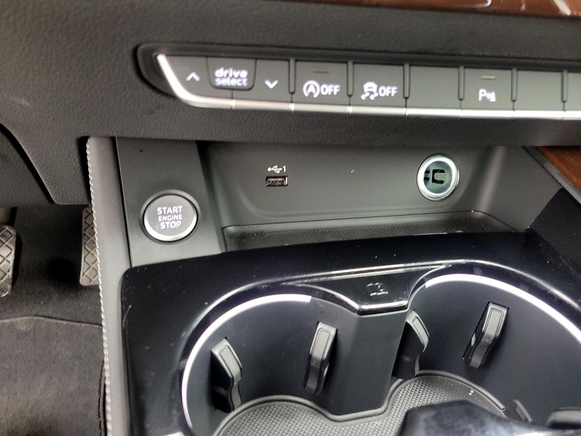 Thumbnail: 2022 Audi A4 - 18