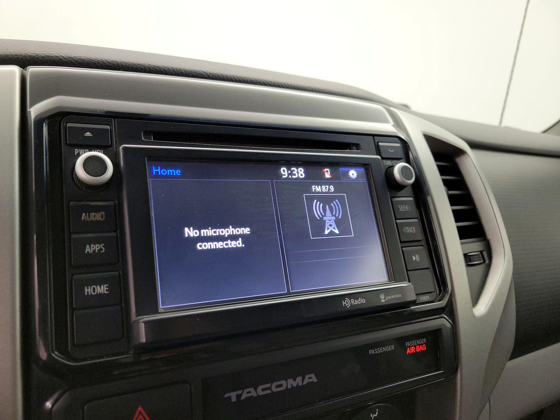 Thumbnail: 2015 Toyota Tacoma - 15