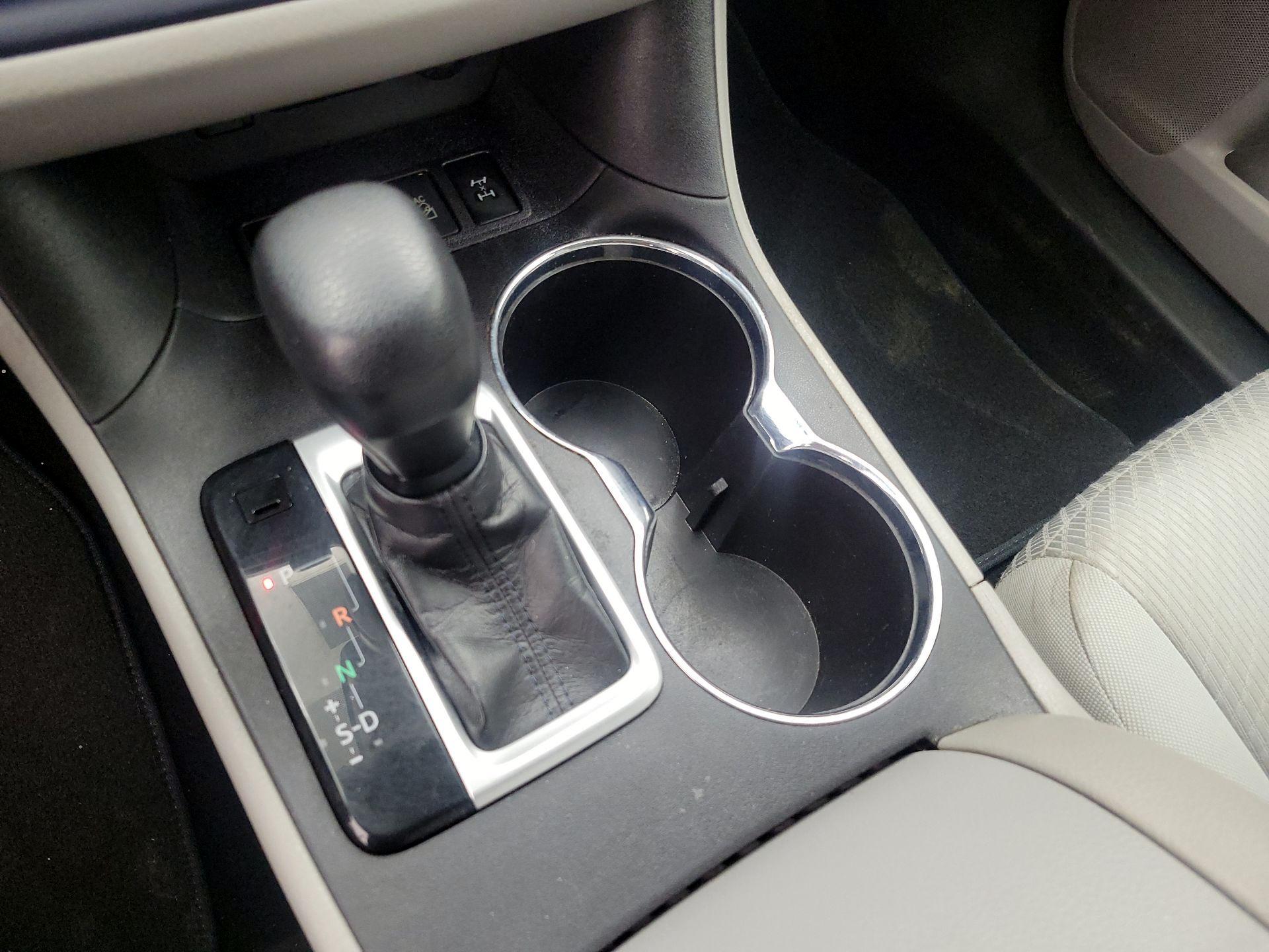 Thumbnail: 2018 Toyota Highlander - 17