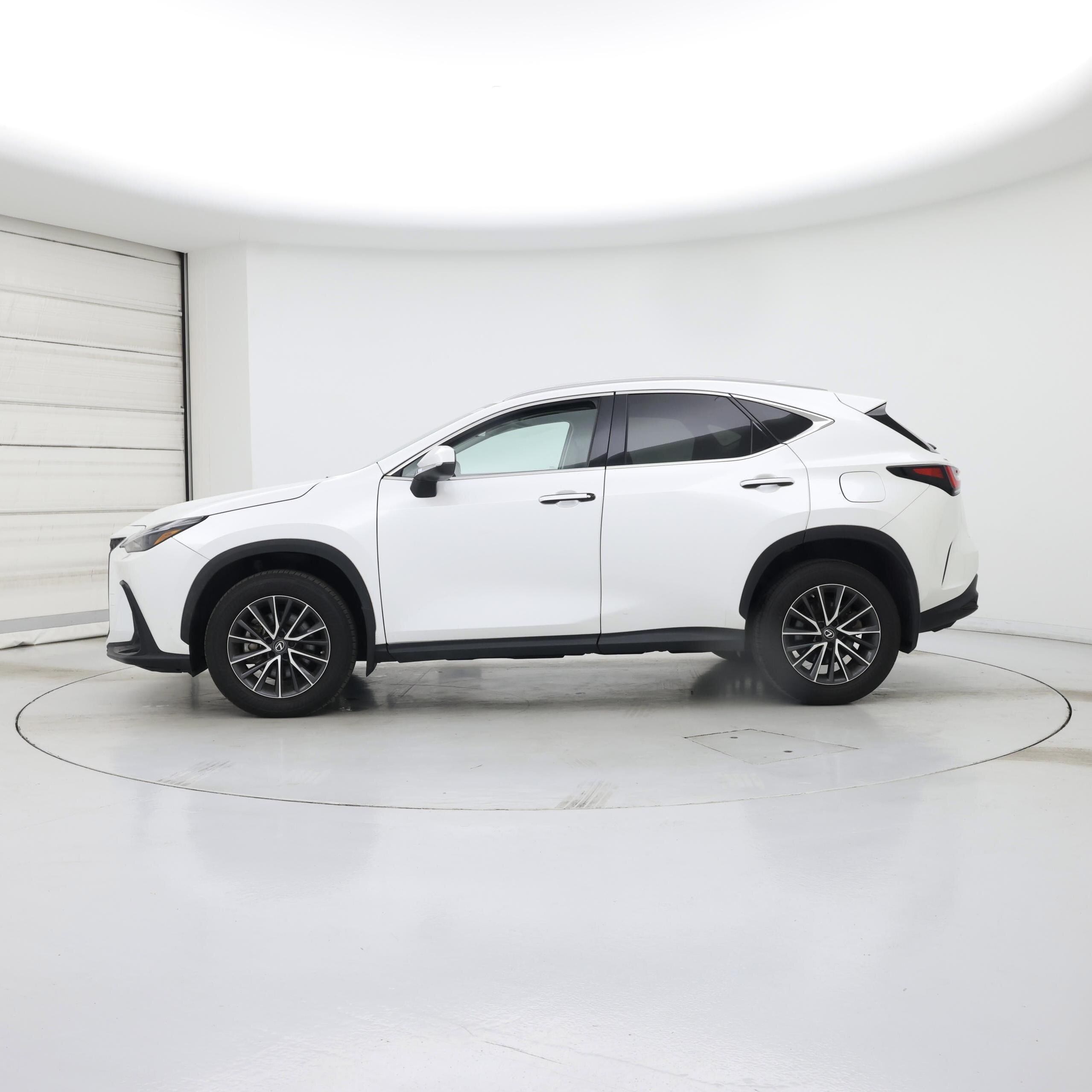 Thumbnail: 2022 Lexus NX - 3