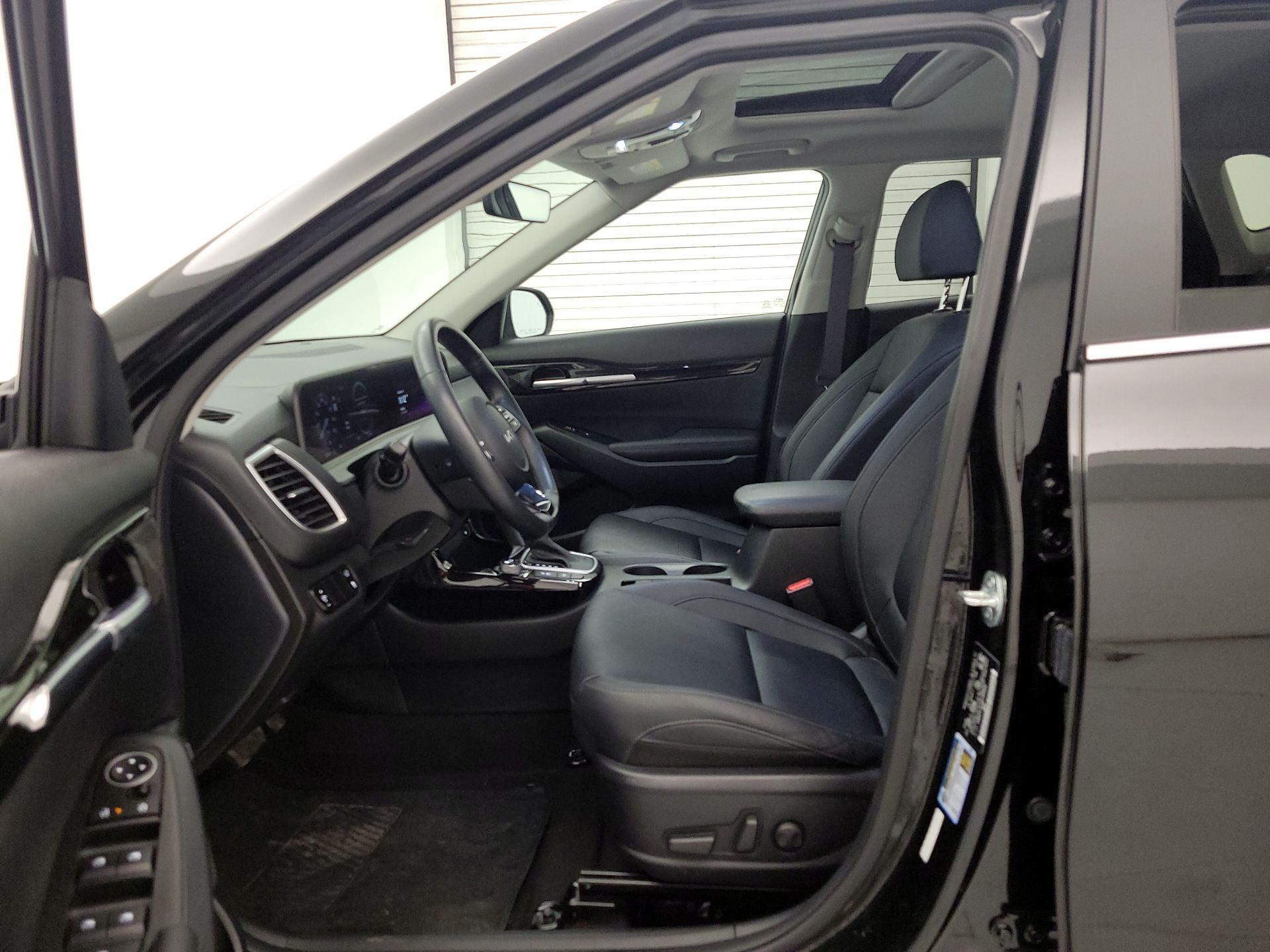 Thumbnail: 2024 Kia Seltos - 11