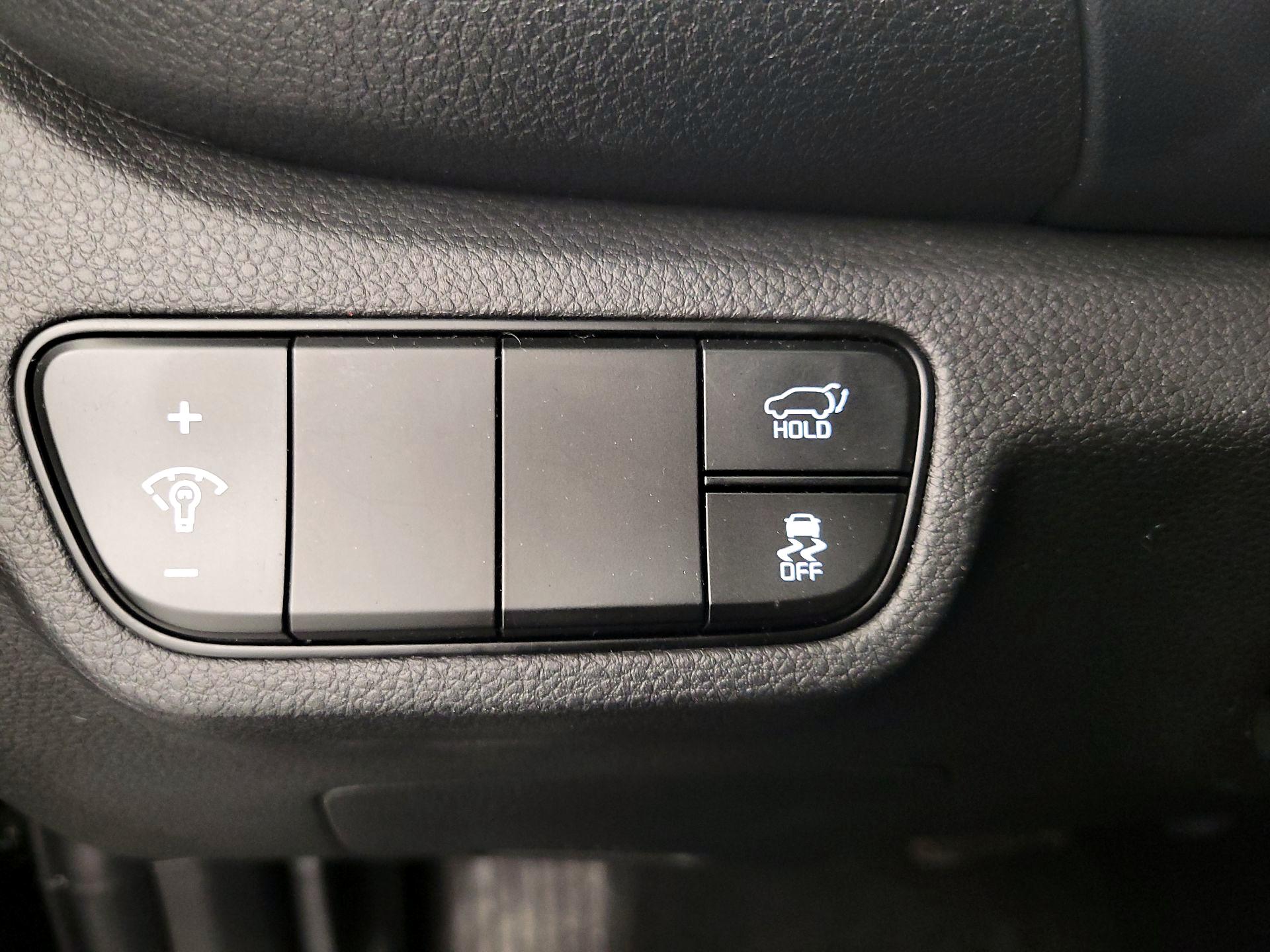 Thumbnail: 2024 Kia Seltos - 13