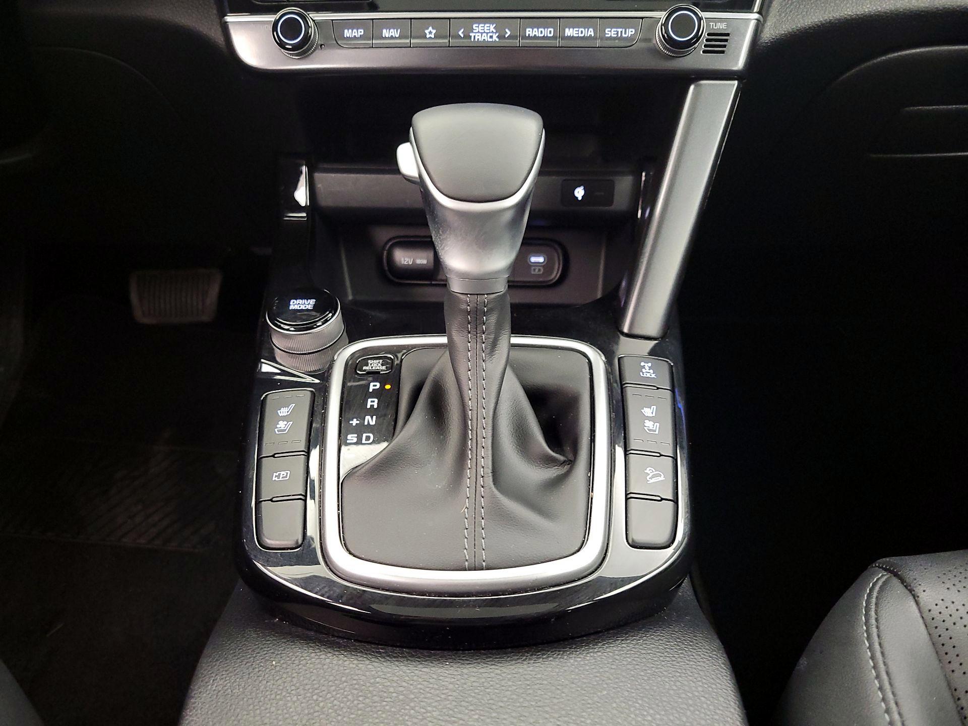 Thumbnail: 2024 Kia Seltos - 18