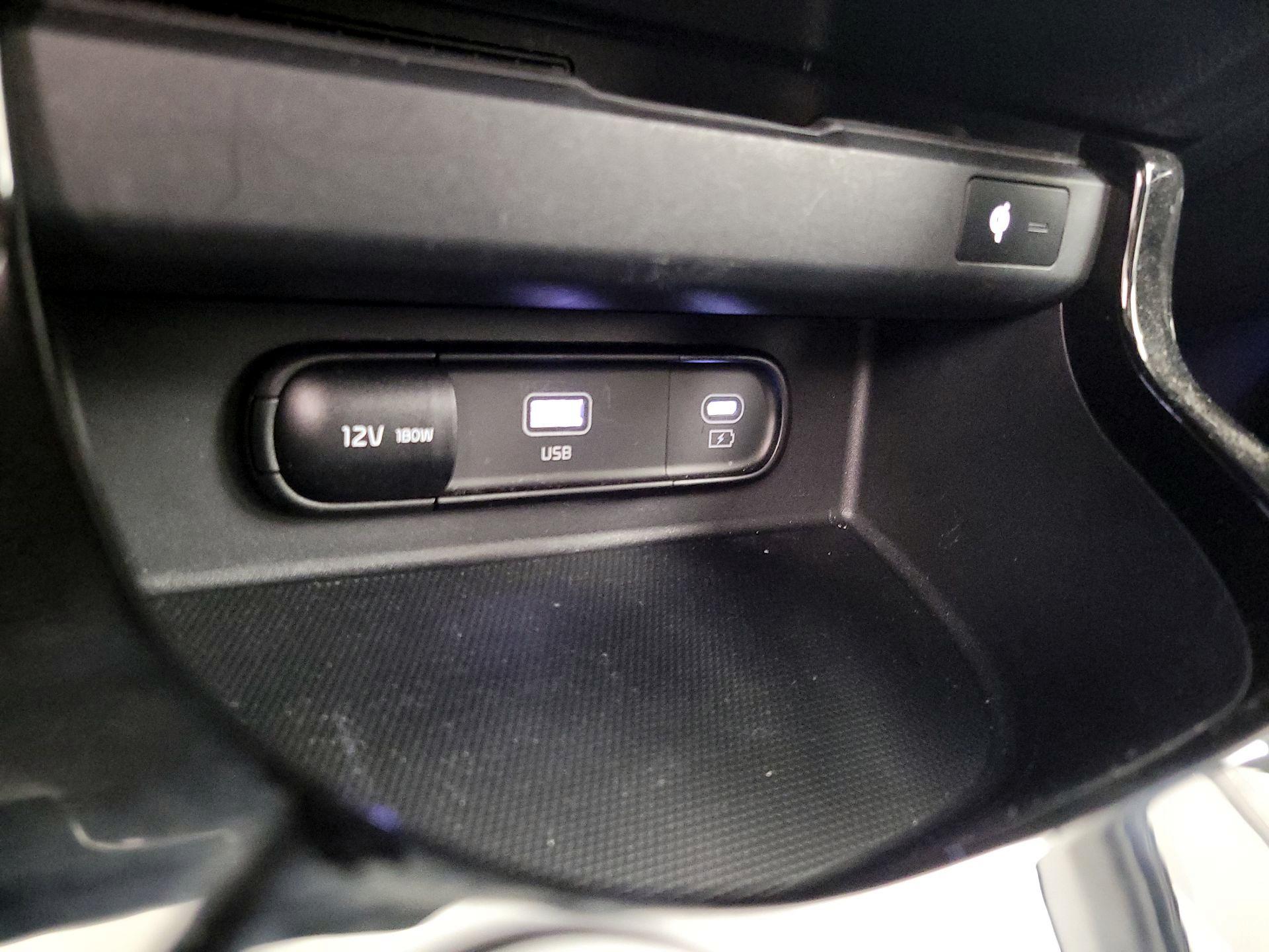 Thumbnail: 2024 Kia Seltos - 19