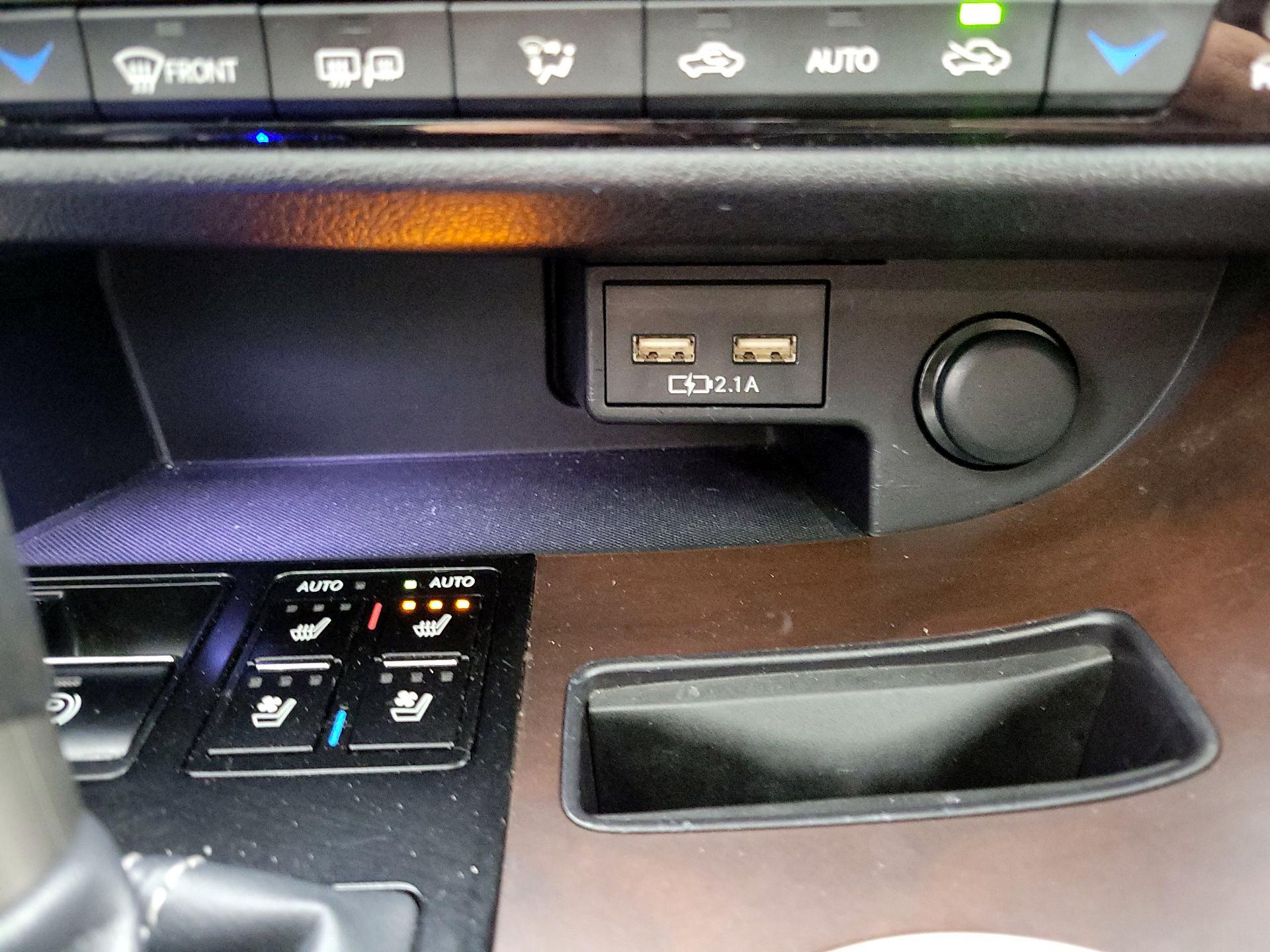 Thumbnail: 2020 Lexus RX - 19