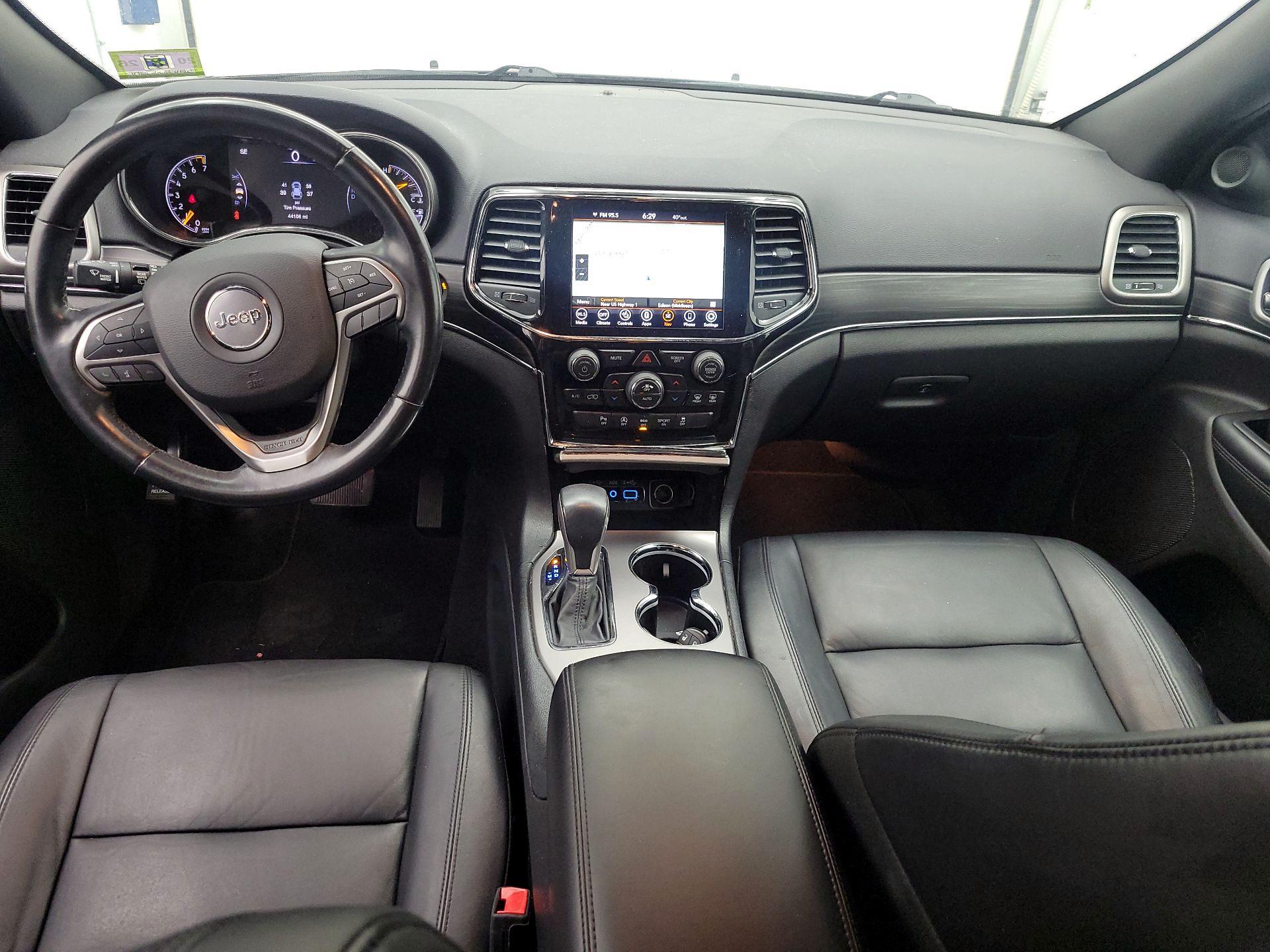 Thumbnail: 2019 Jeep Grand Cherokee - 9