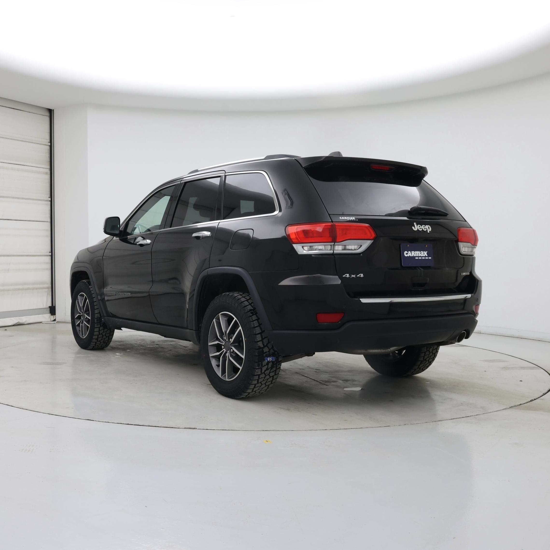 Thumbnail: 2019 Jeep Grand Cherokee - 2