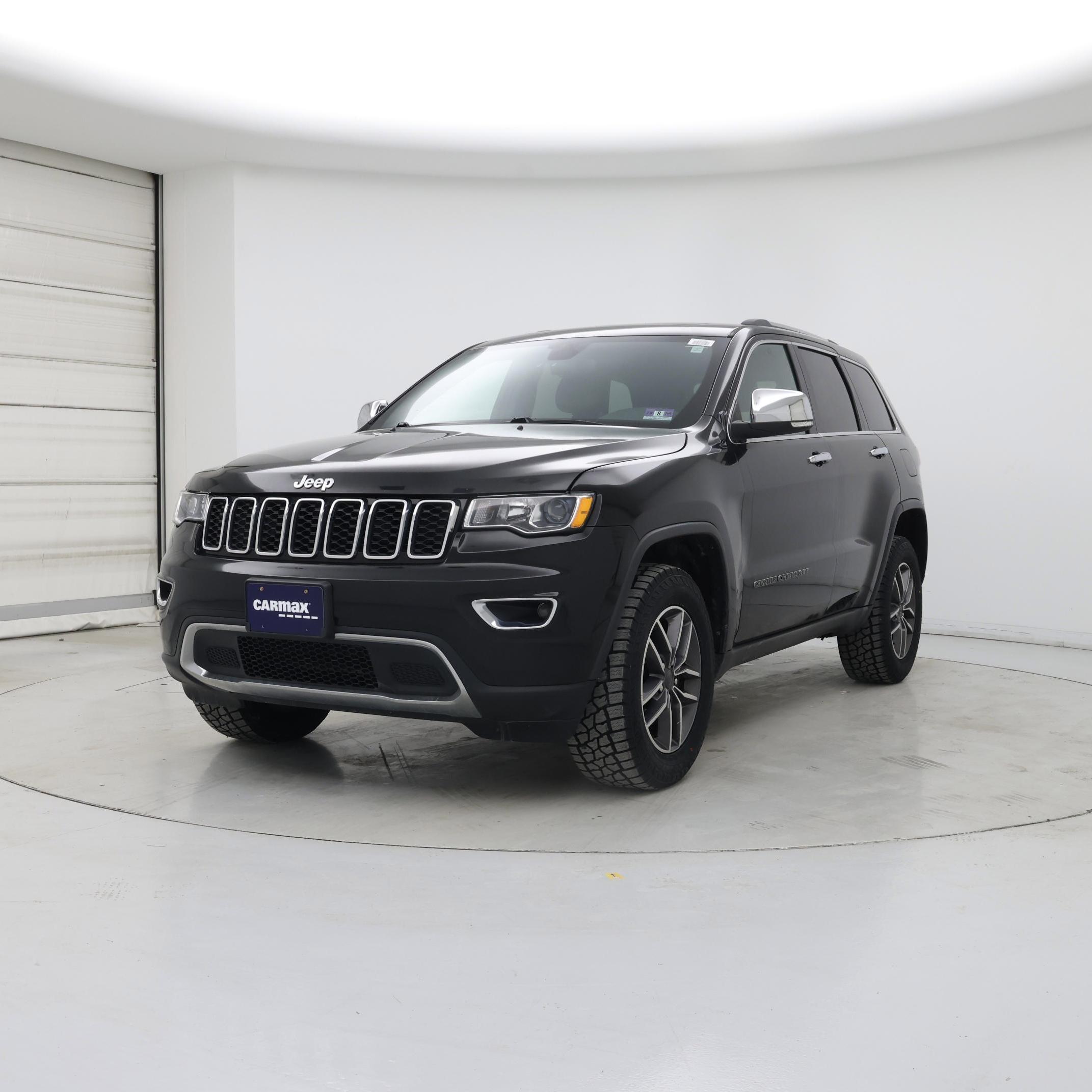 Thumbnail: 2019 Jeep Grand Cherokee - 4