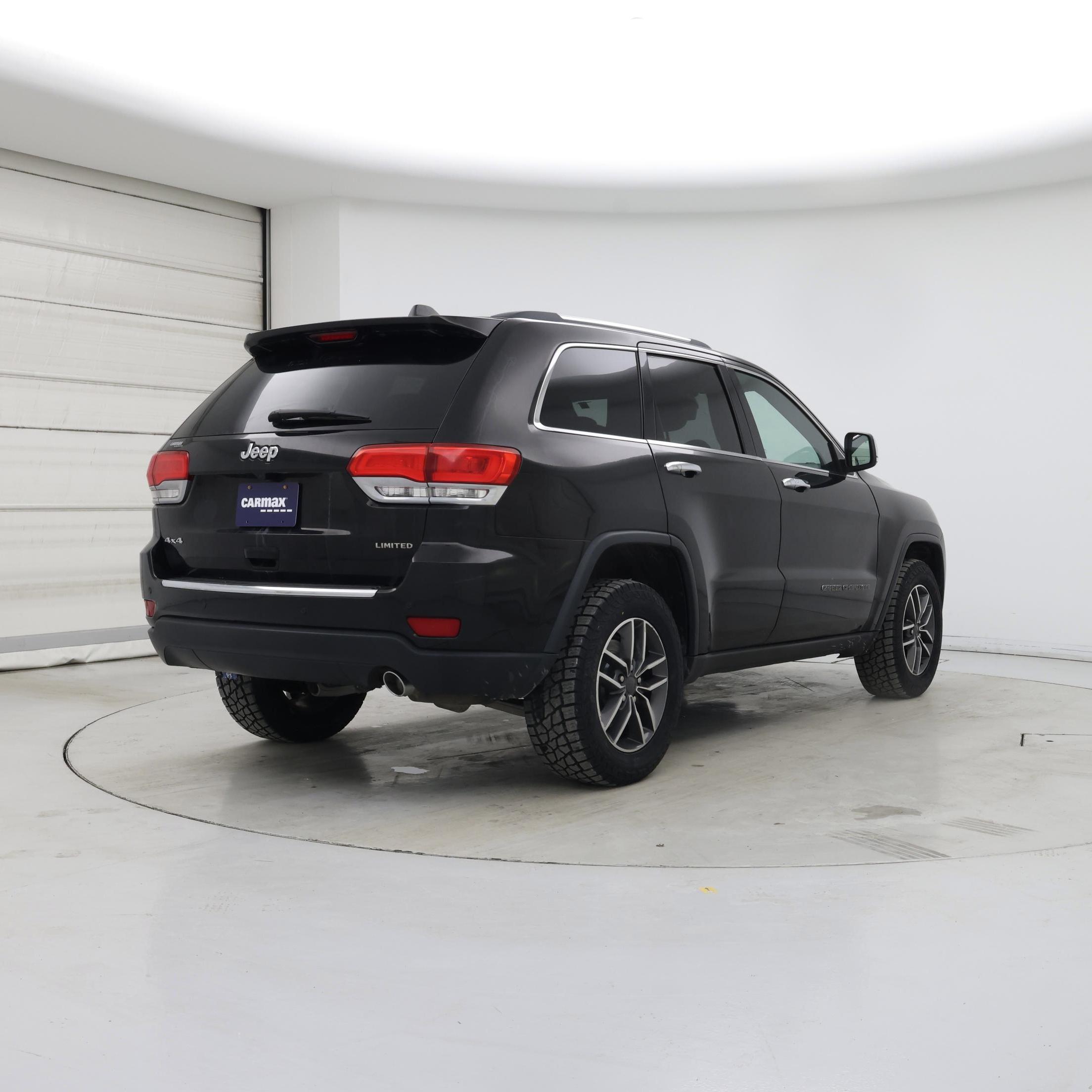 Thumbnail: 2019 Jeep Grand Cherokee - 8