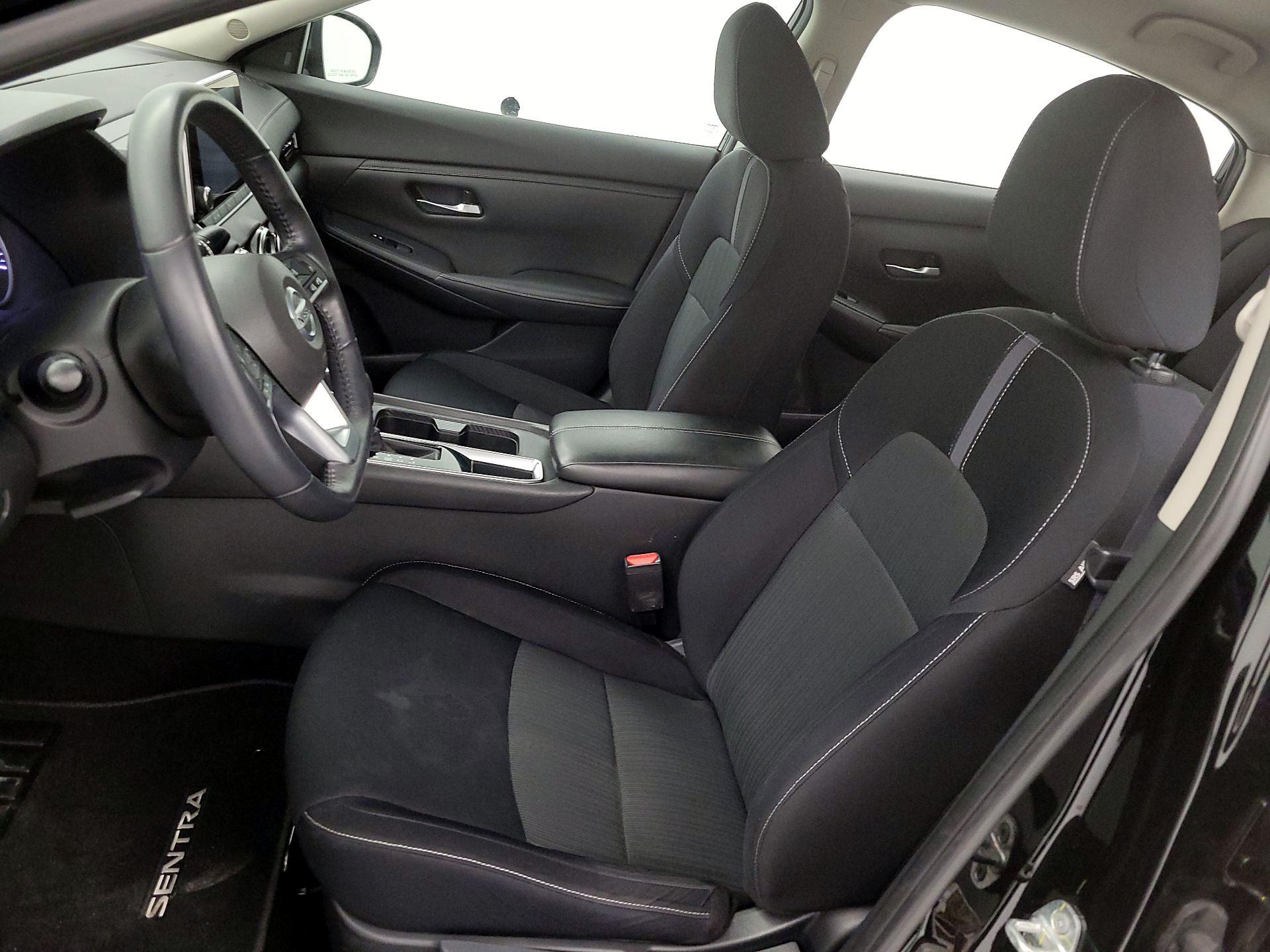 Thumbnail: 2020 Nissan Sentra - 11