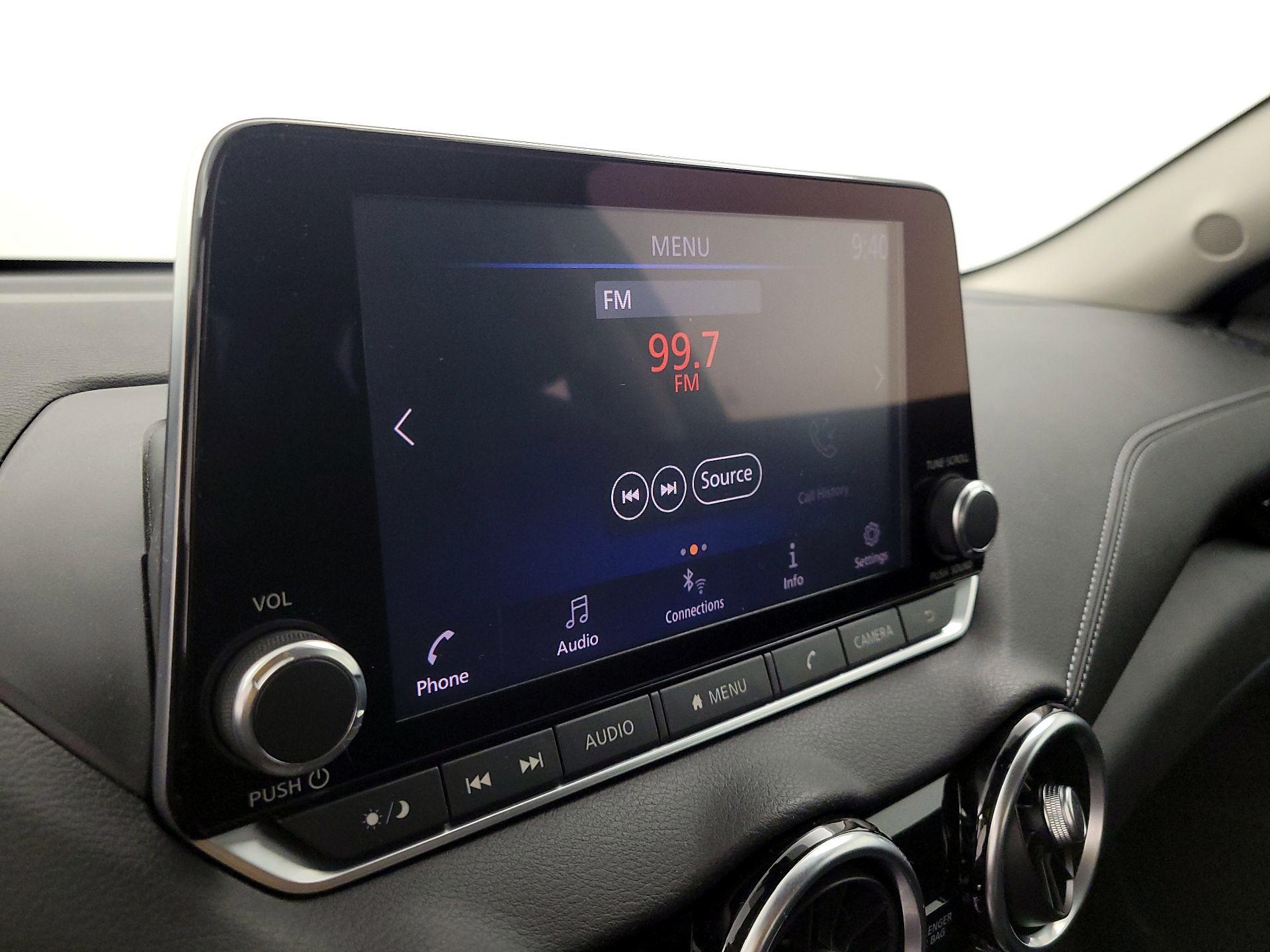 Thumbnail: 2020 Nissan Sentra - 15