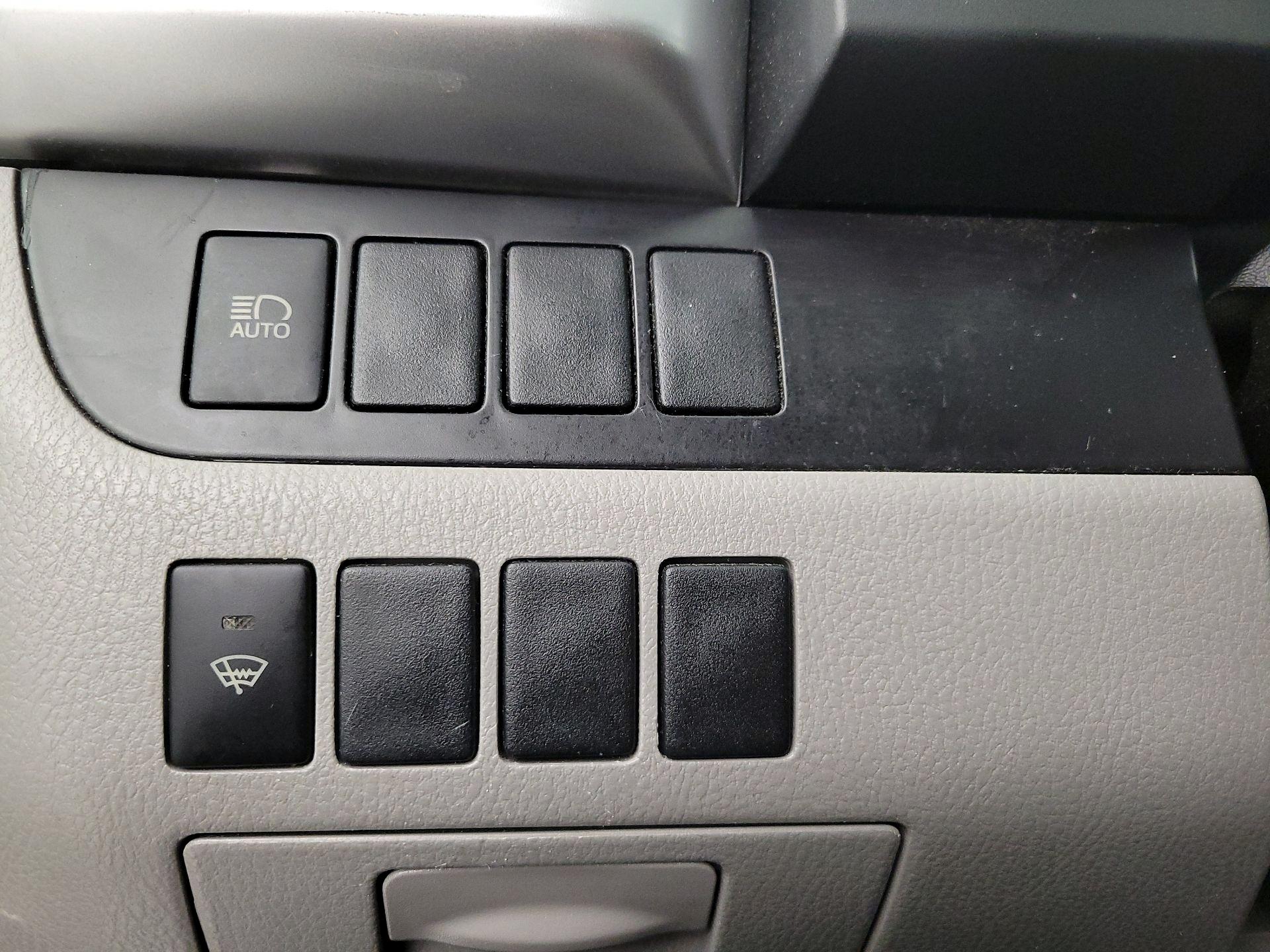 Thumbnail: 2019 Toyota Highlander - 13