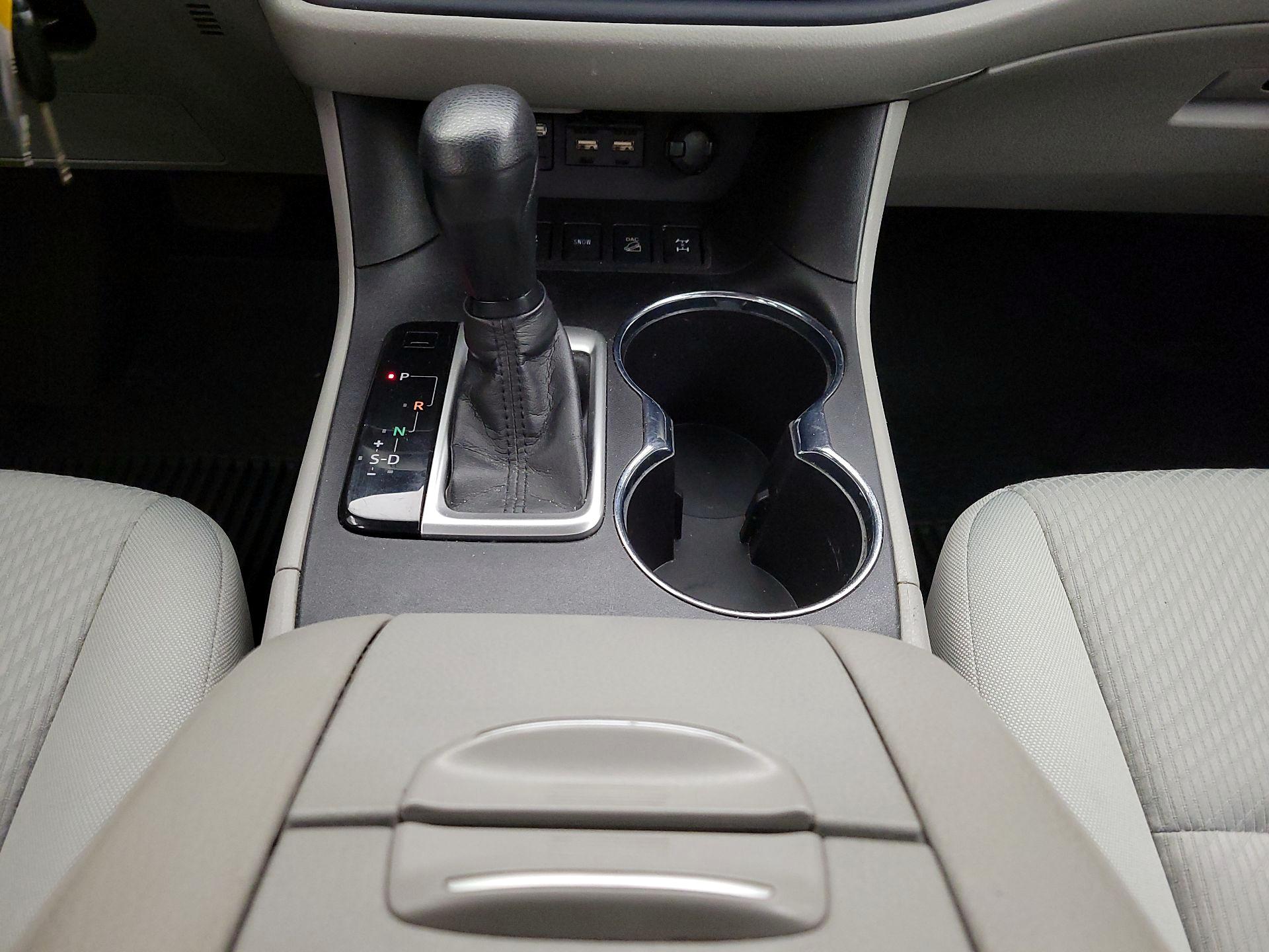 Thumbnail: 2019 Toyota Highlander - 17