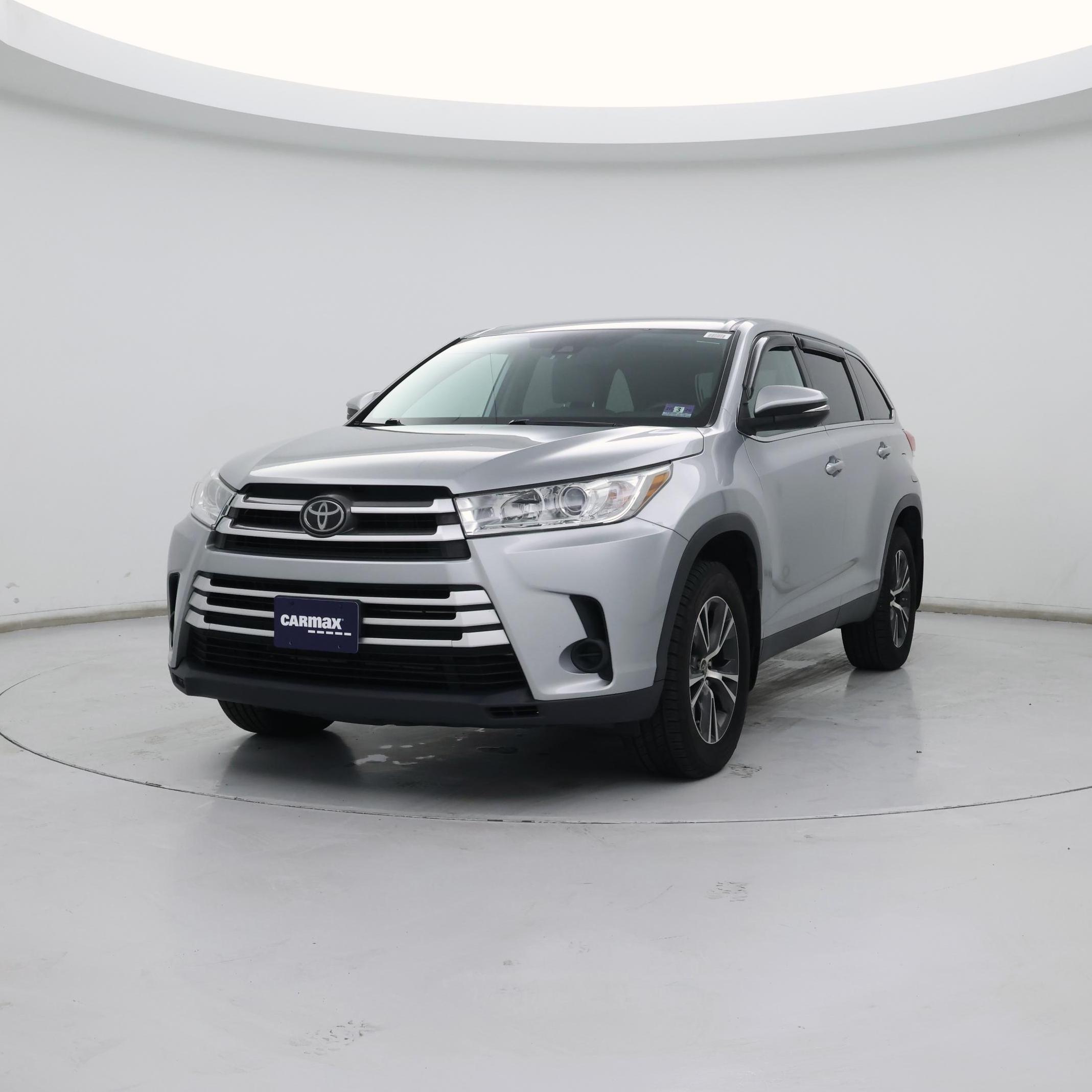 Thumbnail: 2019 Toyota Highlander - 4