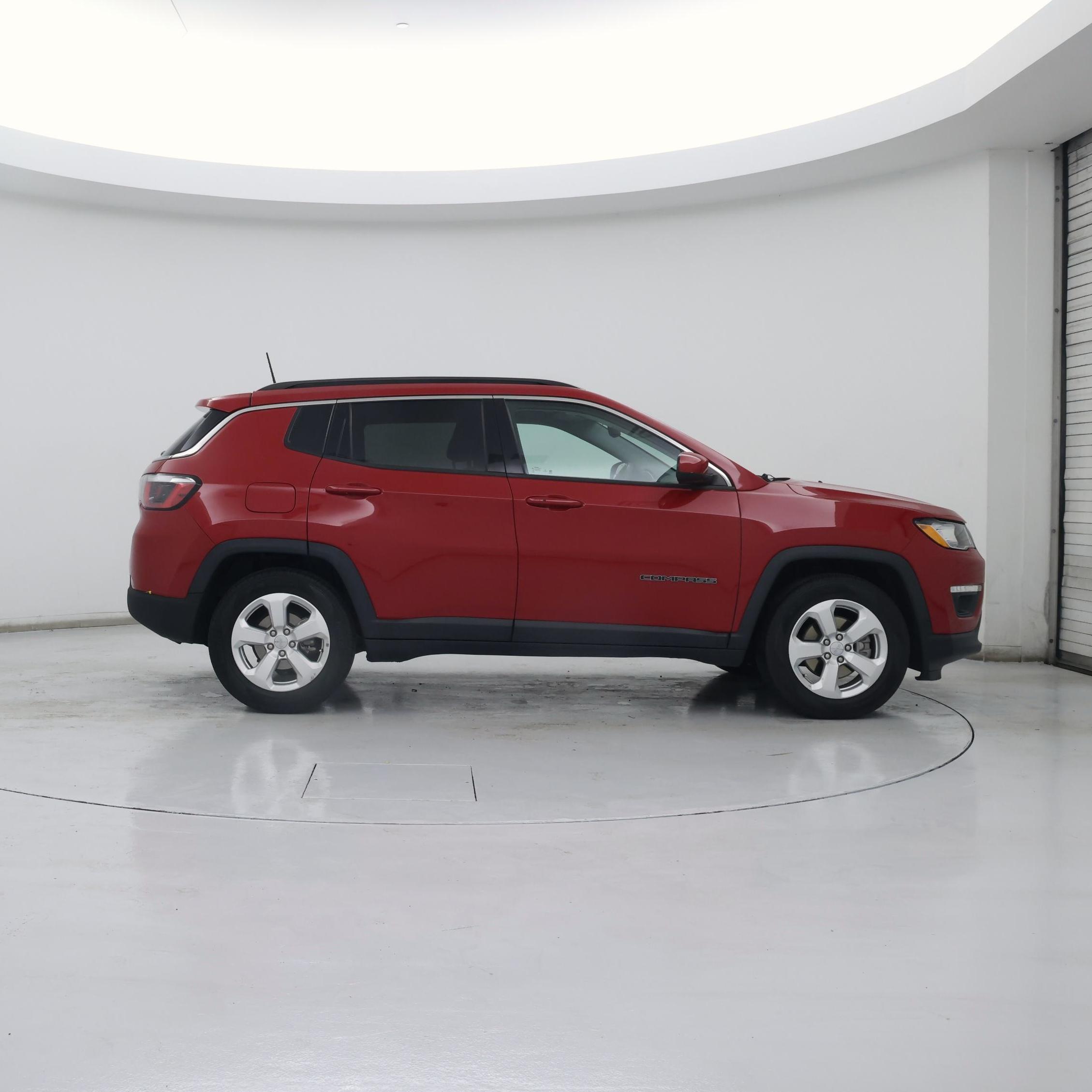 Thumbnail: 2019 Jeep Compass - 7