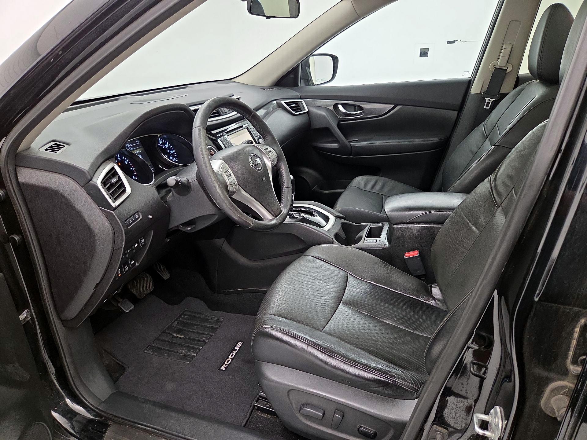 Thumbnail: 2015 Nissan Rogue - 11