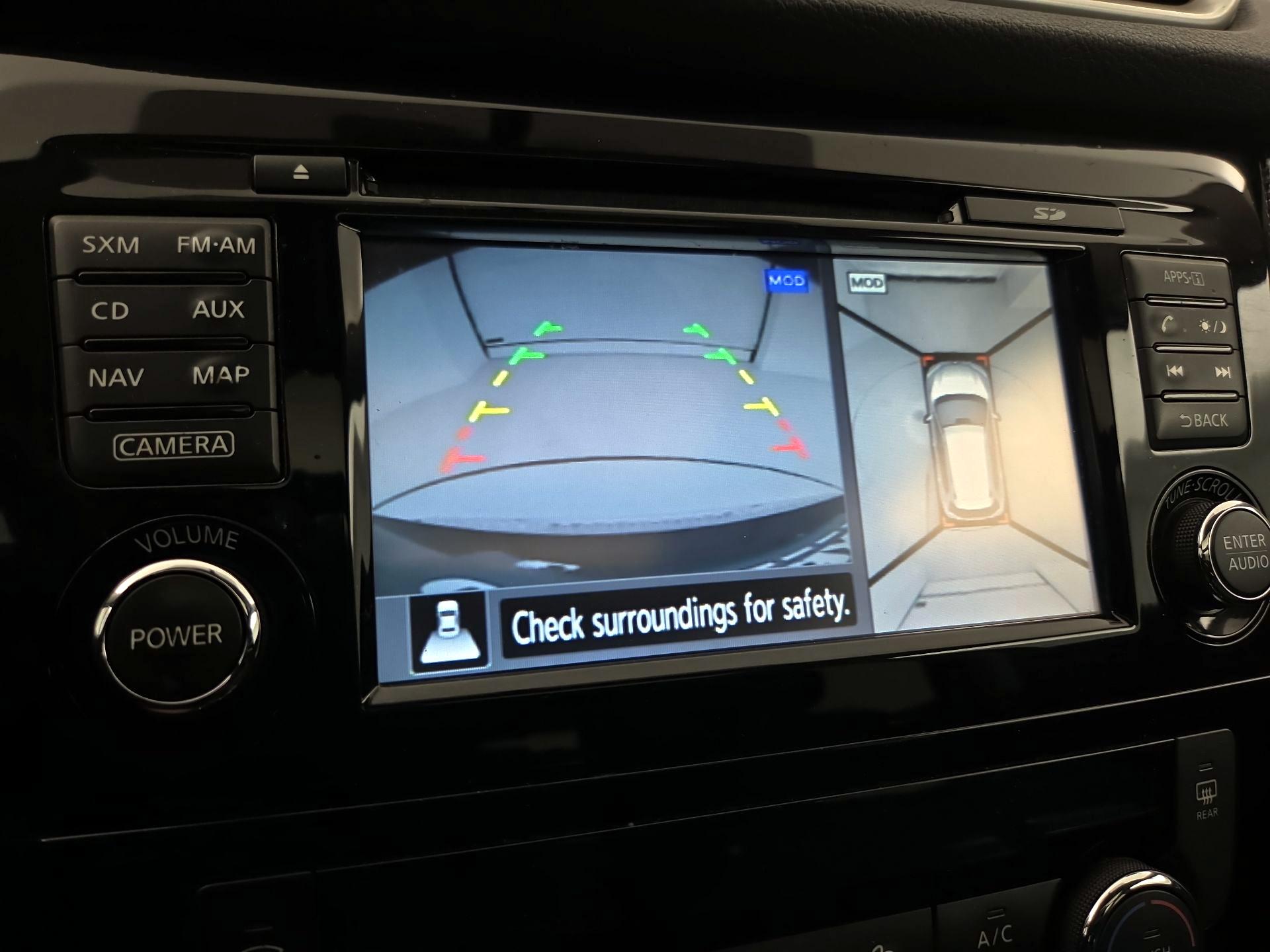 Thumbnail: 2015 Nissan Rogue - 15