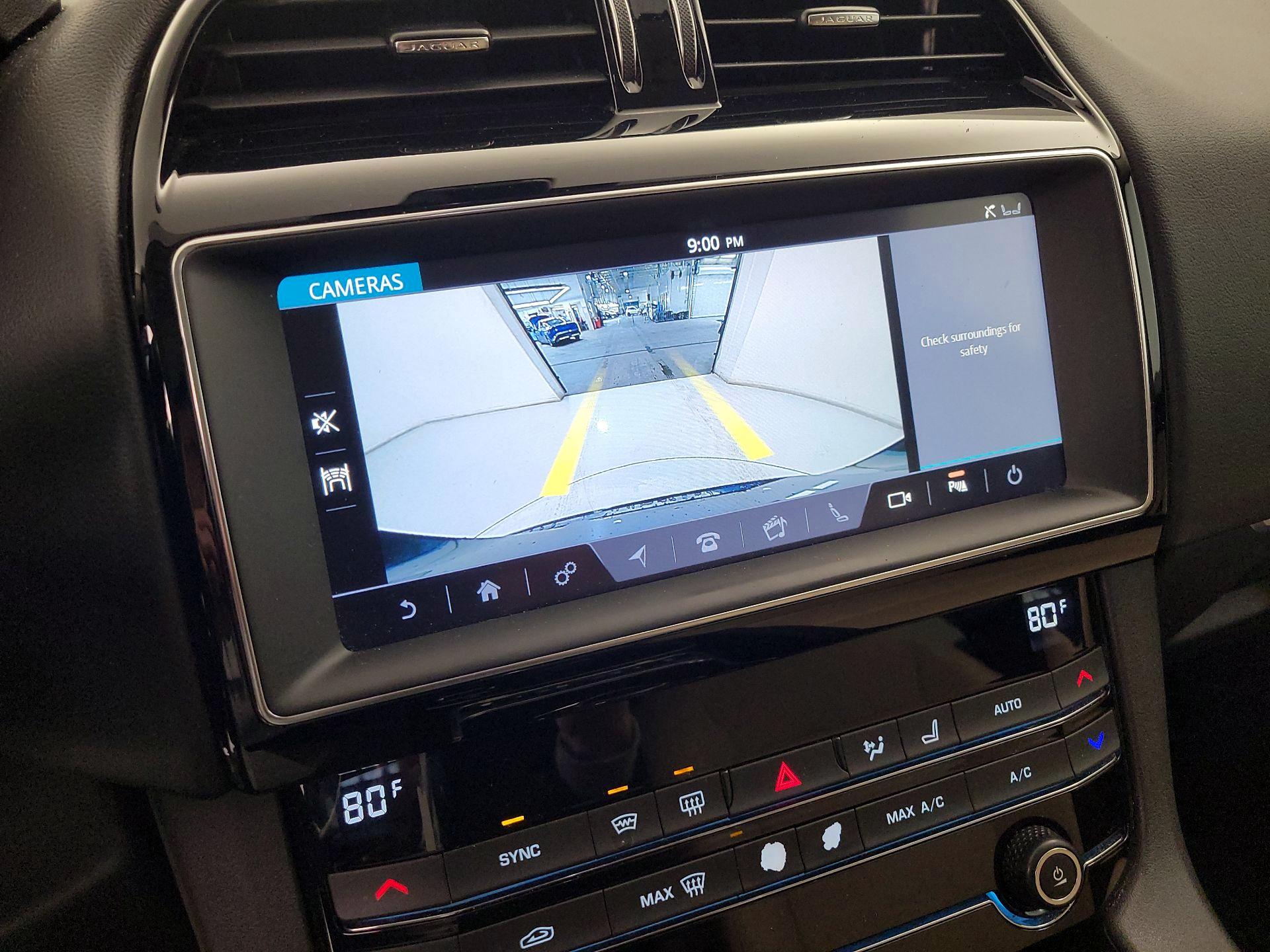 Thumbnail: 2019 Jaguar F-Pace - 15