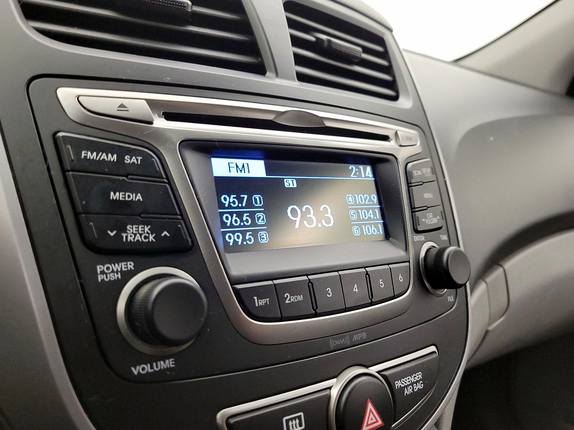 Thumbnail: 2017 Hyundai Accent - 14