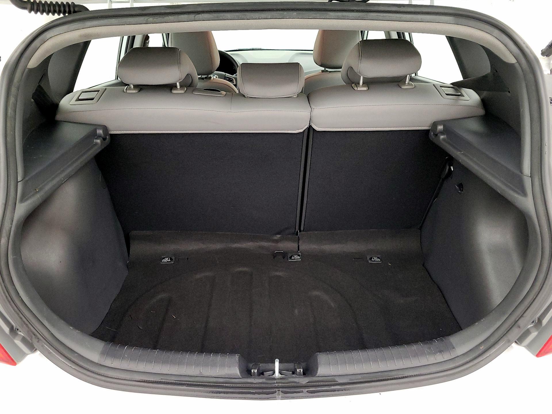 Thumbnail: 2017 Hyundai Accent - 19