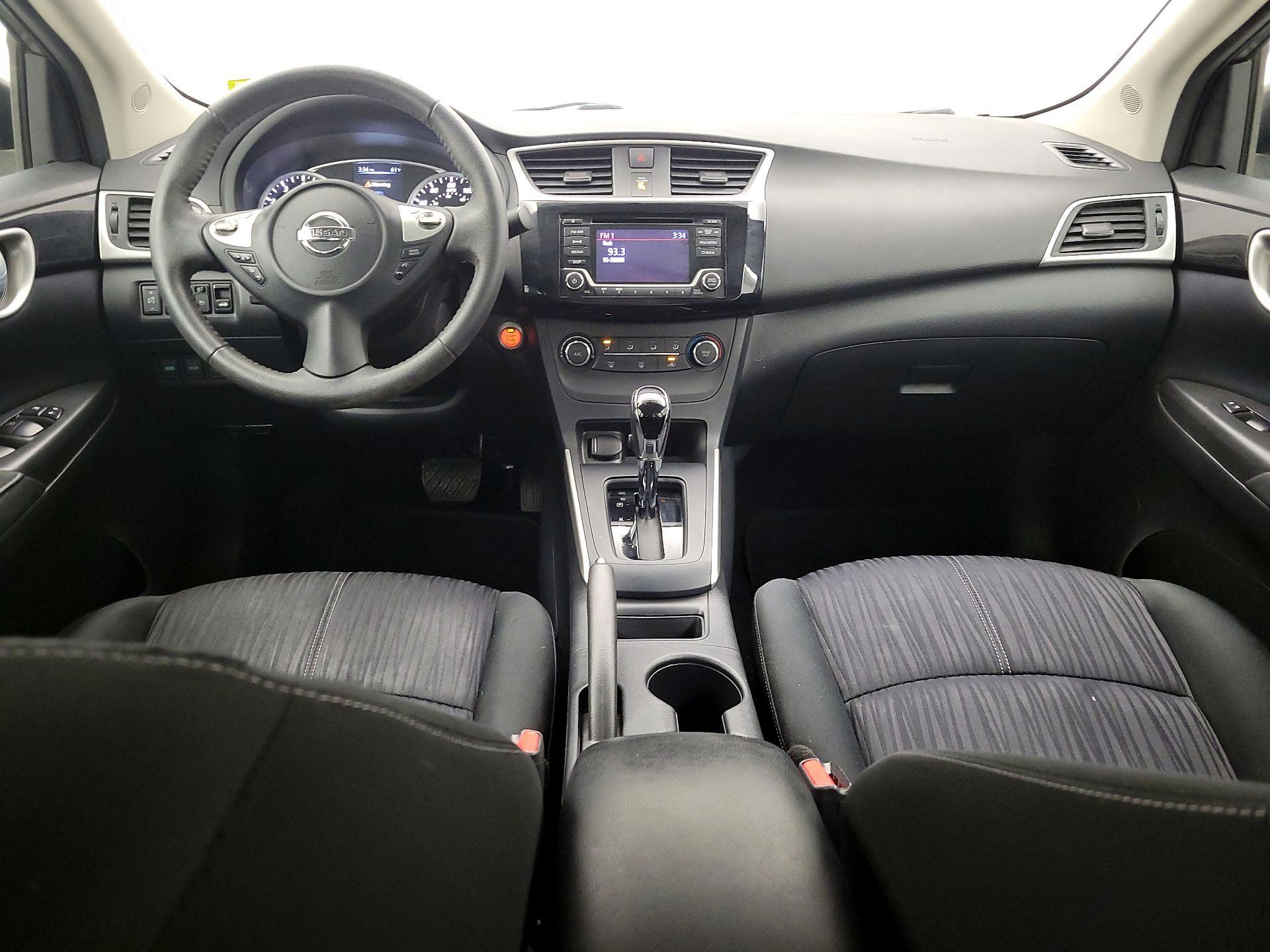 Thumbnail: 2017 Nissan Sentra - 9