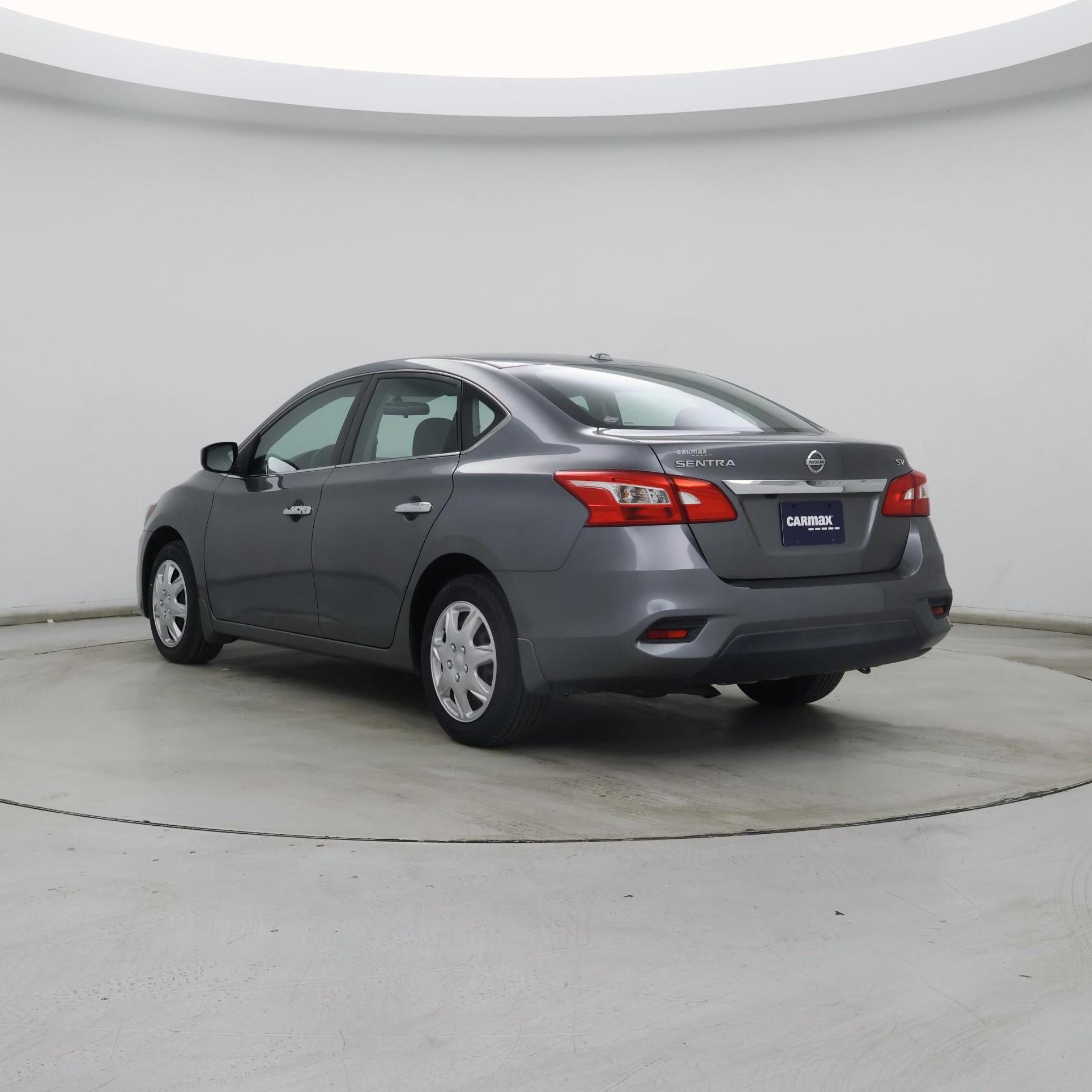 Thumbnail: 2017 Nissan Sentra - 2