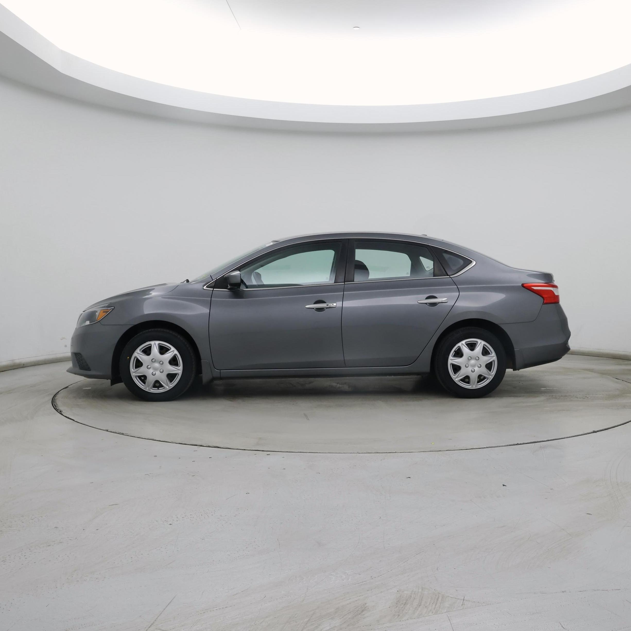 Thumbnail: 2017 Nissan Sentra - 3