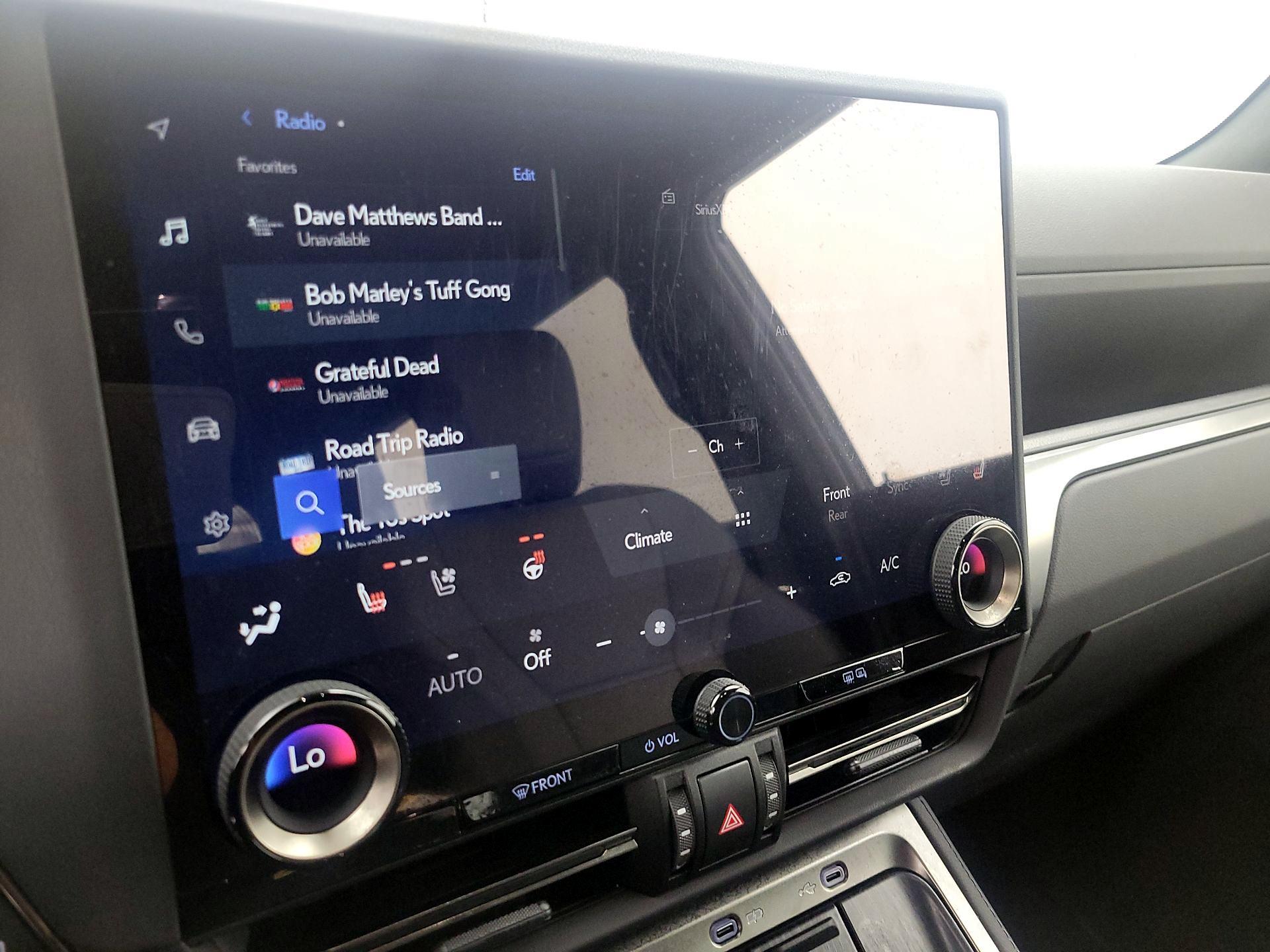 Thumbnail: 2024 Lexus GX - 15