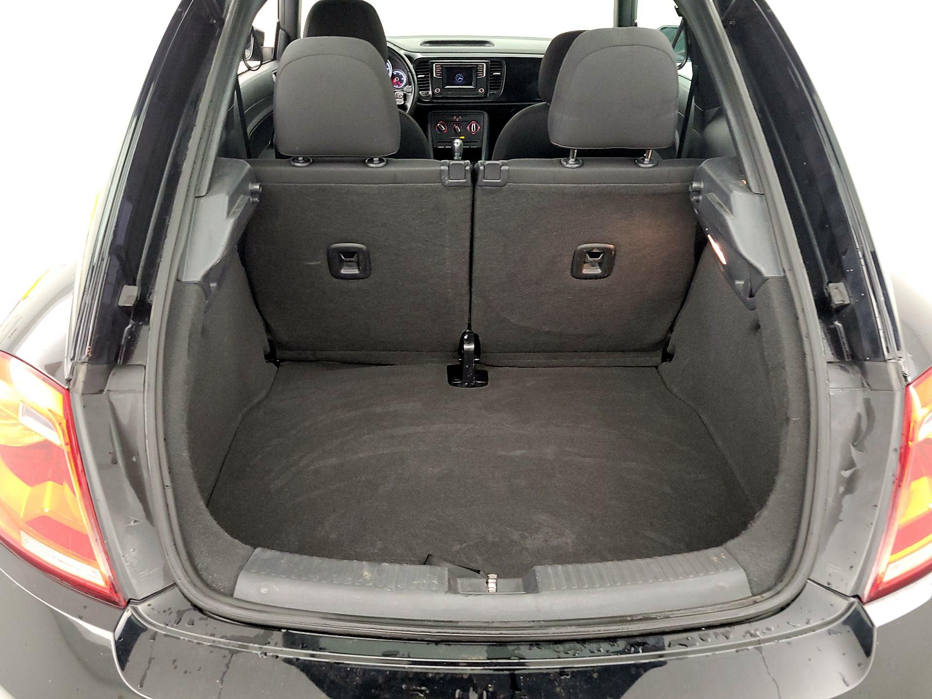 Thumbnail: 2016 Volkswagen Beetle - 19