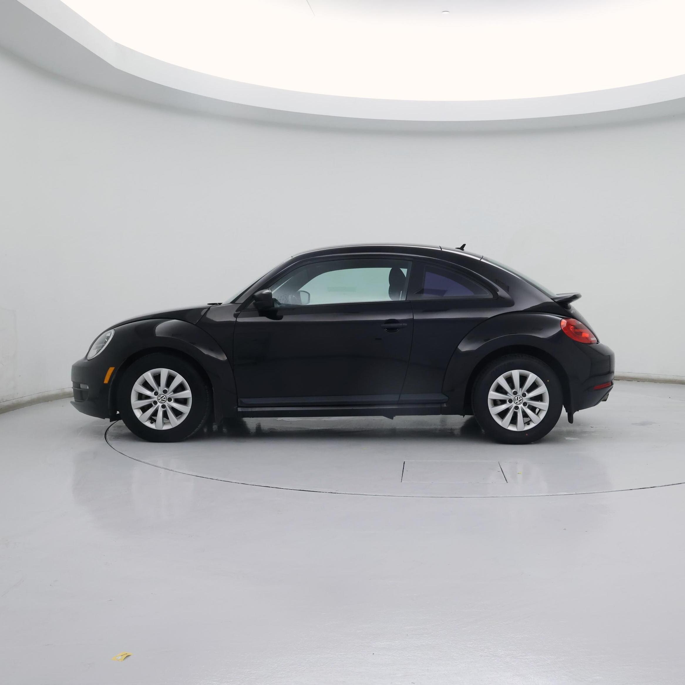 Thumbnail: 2016 Volkswagen Beetle - 3
