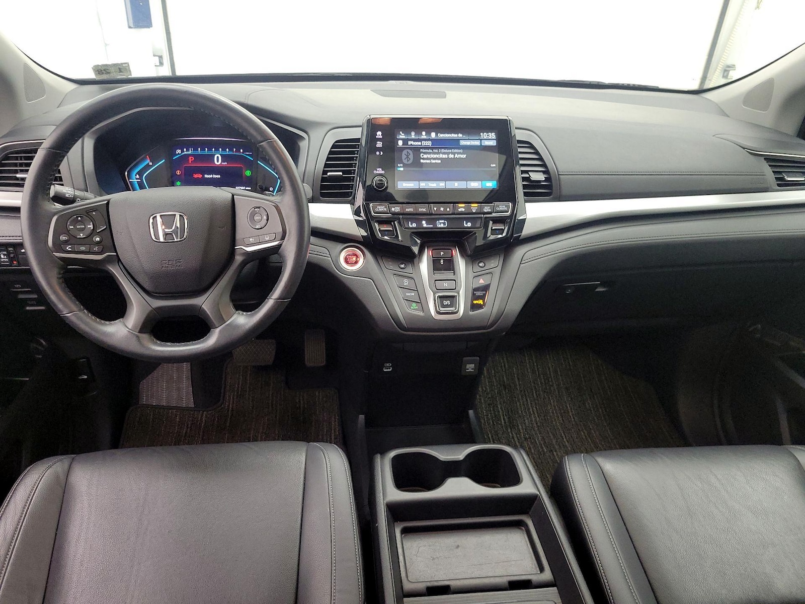 Apple CarPlay® & Android Auto™