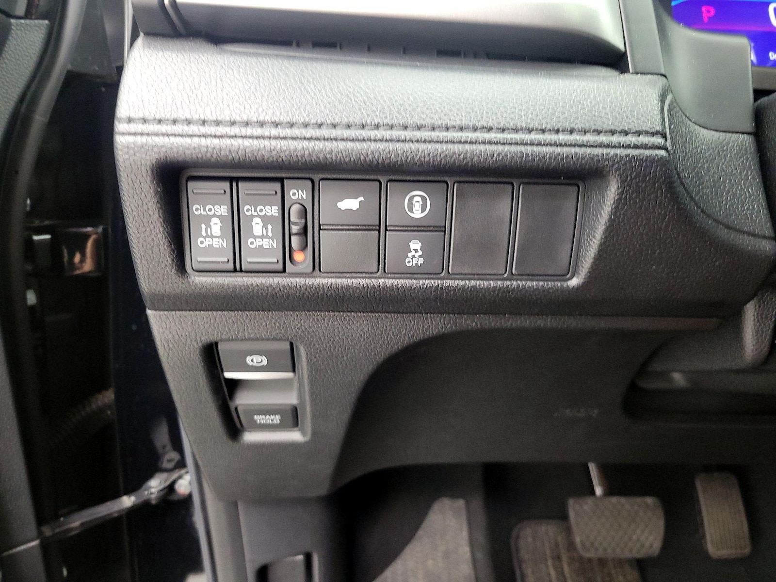2023 Honda Odyssey EX-L - Photo 14