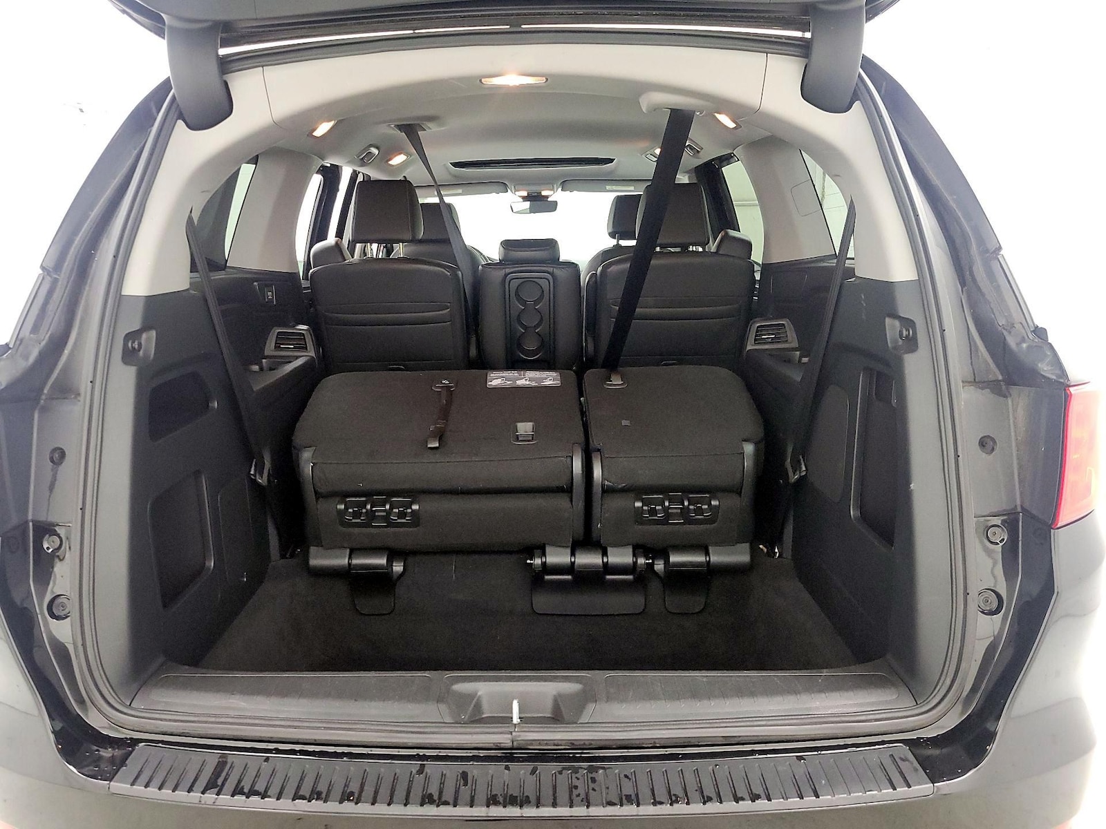 2023 Honda Odyssey EX-L - Photo 22