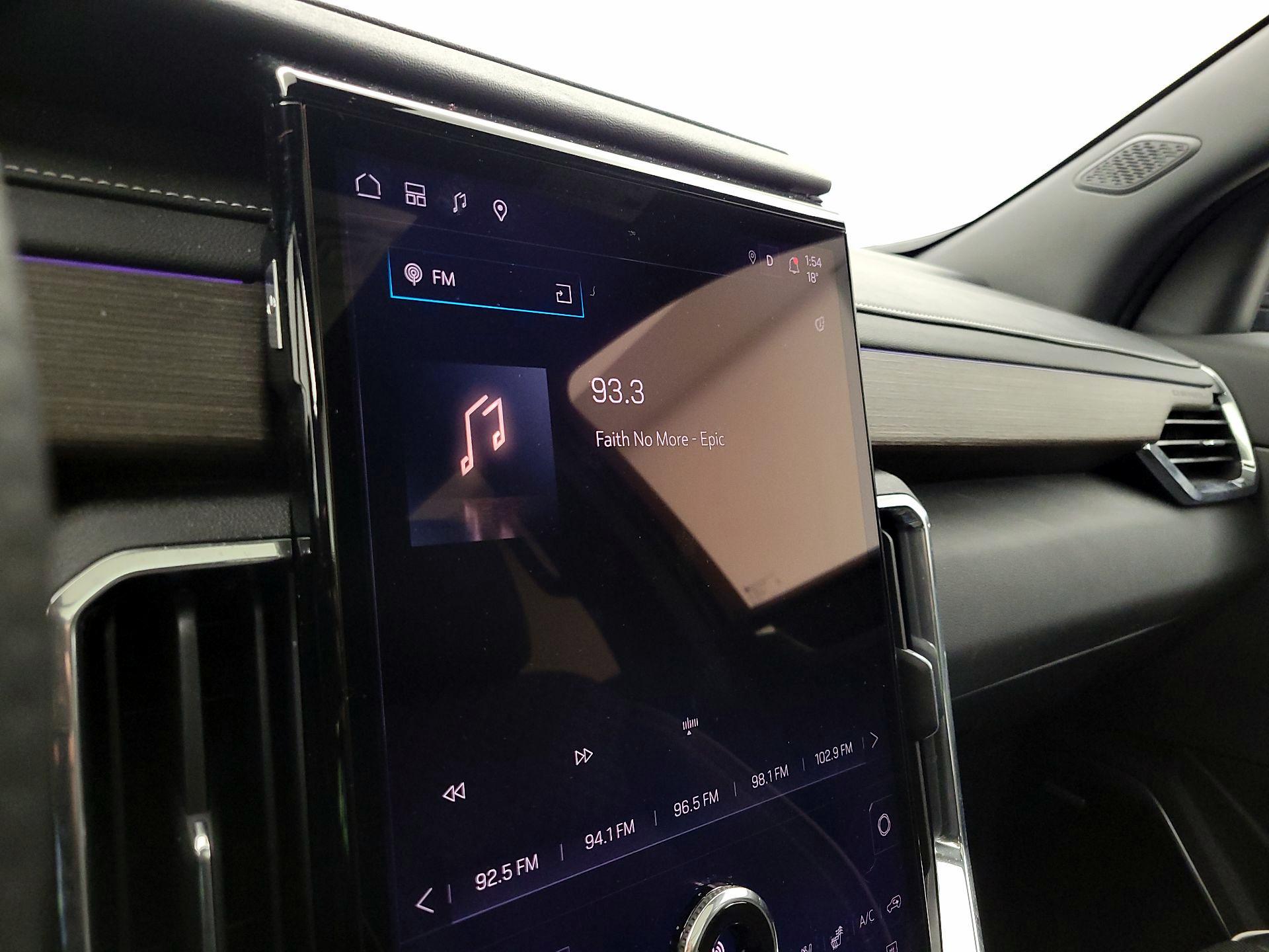 Thumbnail: 2024 GMC Acadia - 16