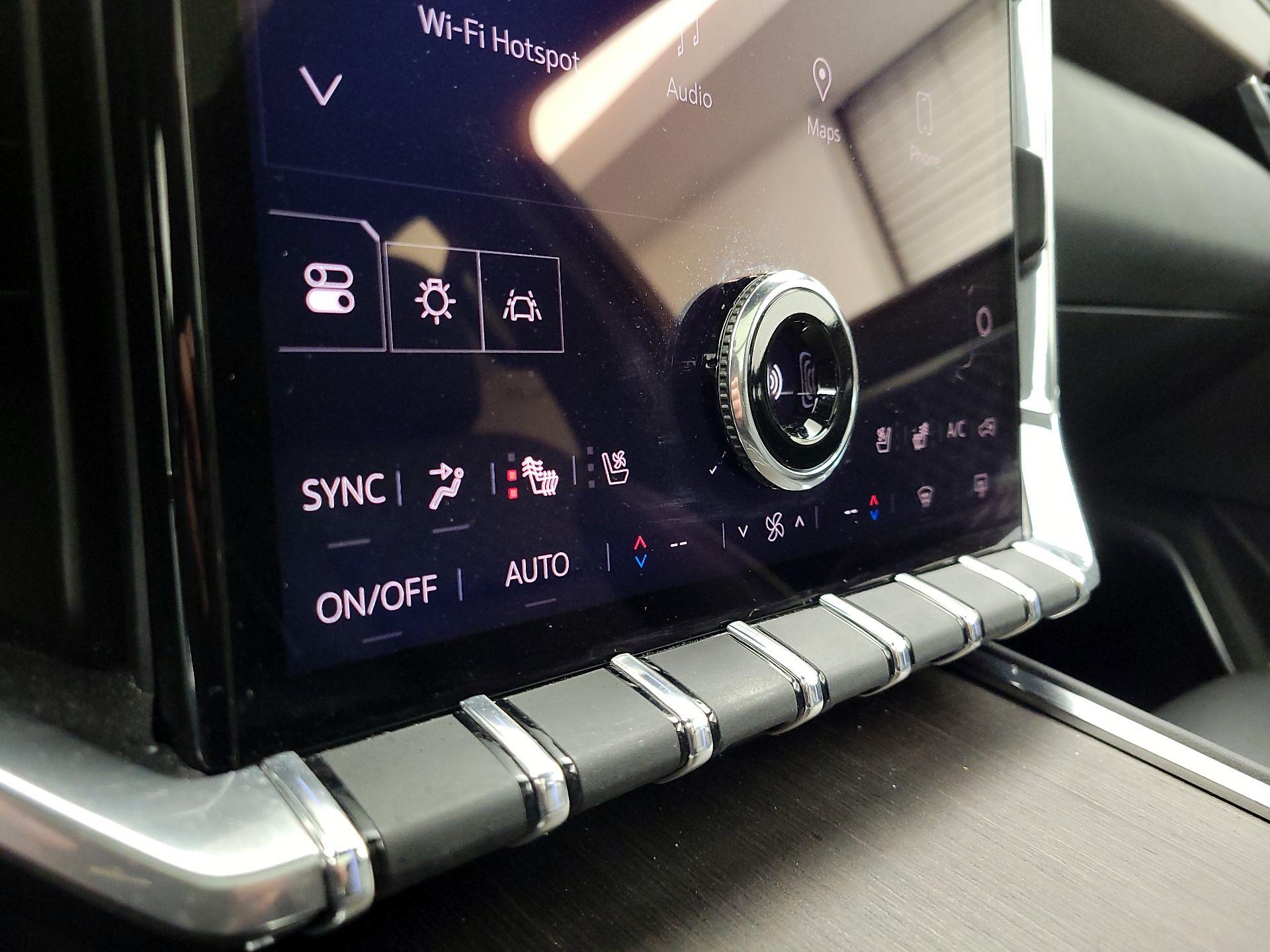 Thumbnail: 2024 GMC Acadia - 17