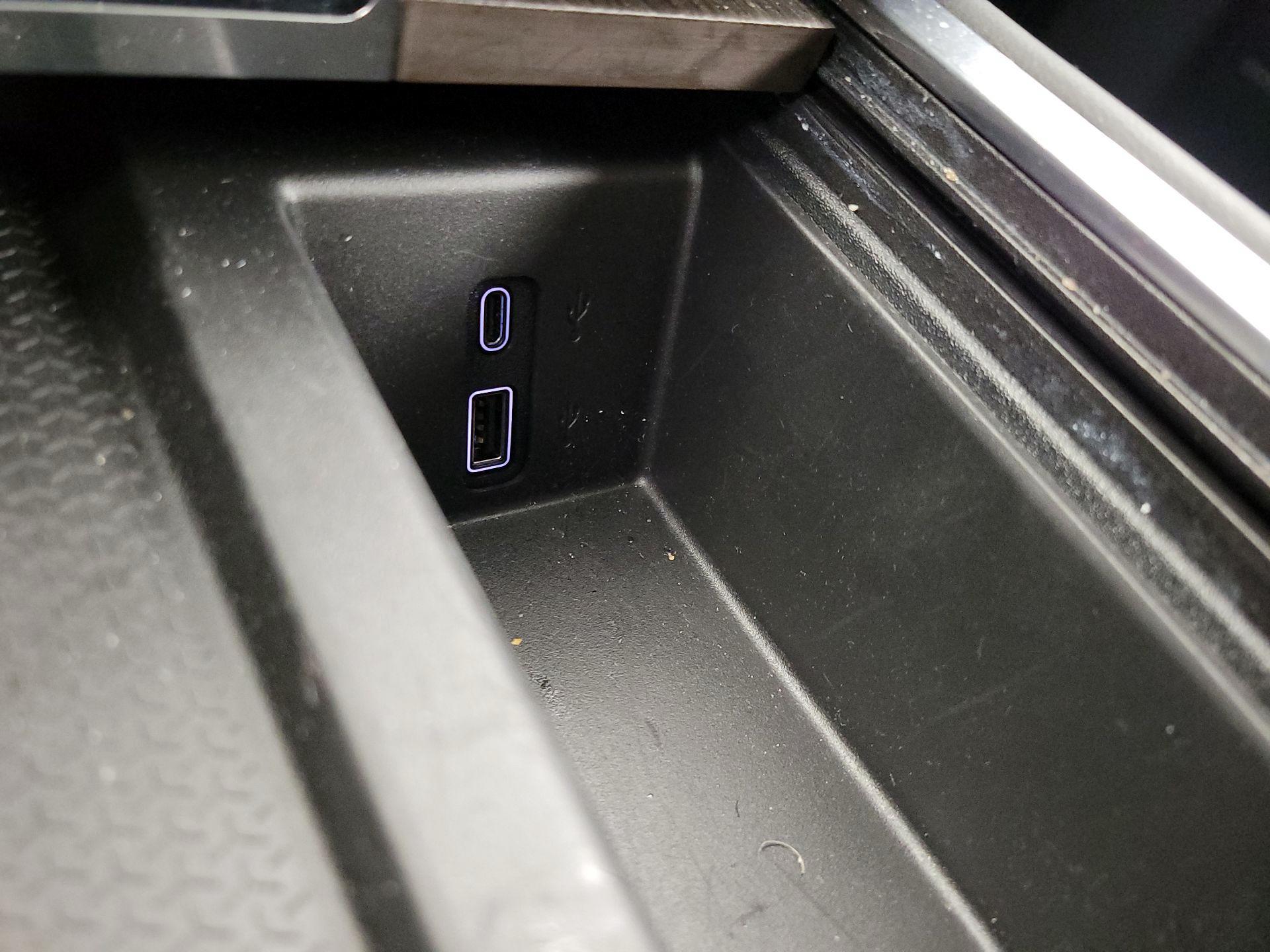 Thumbnail: 2024 GMC Acadia - 19