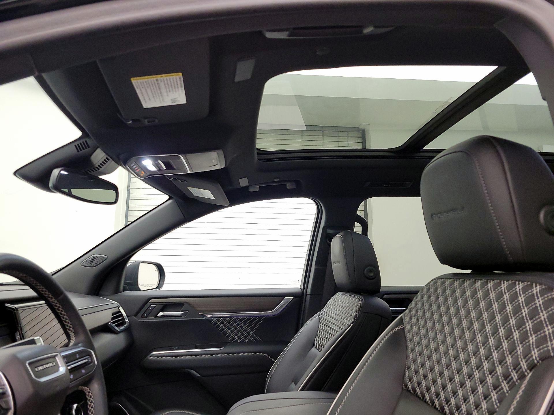 Thumbnail: 2024 GMC Acadia - 20