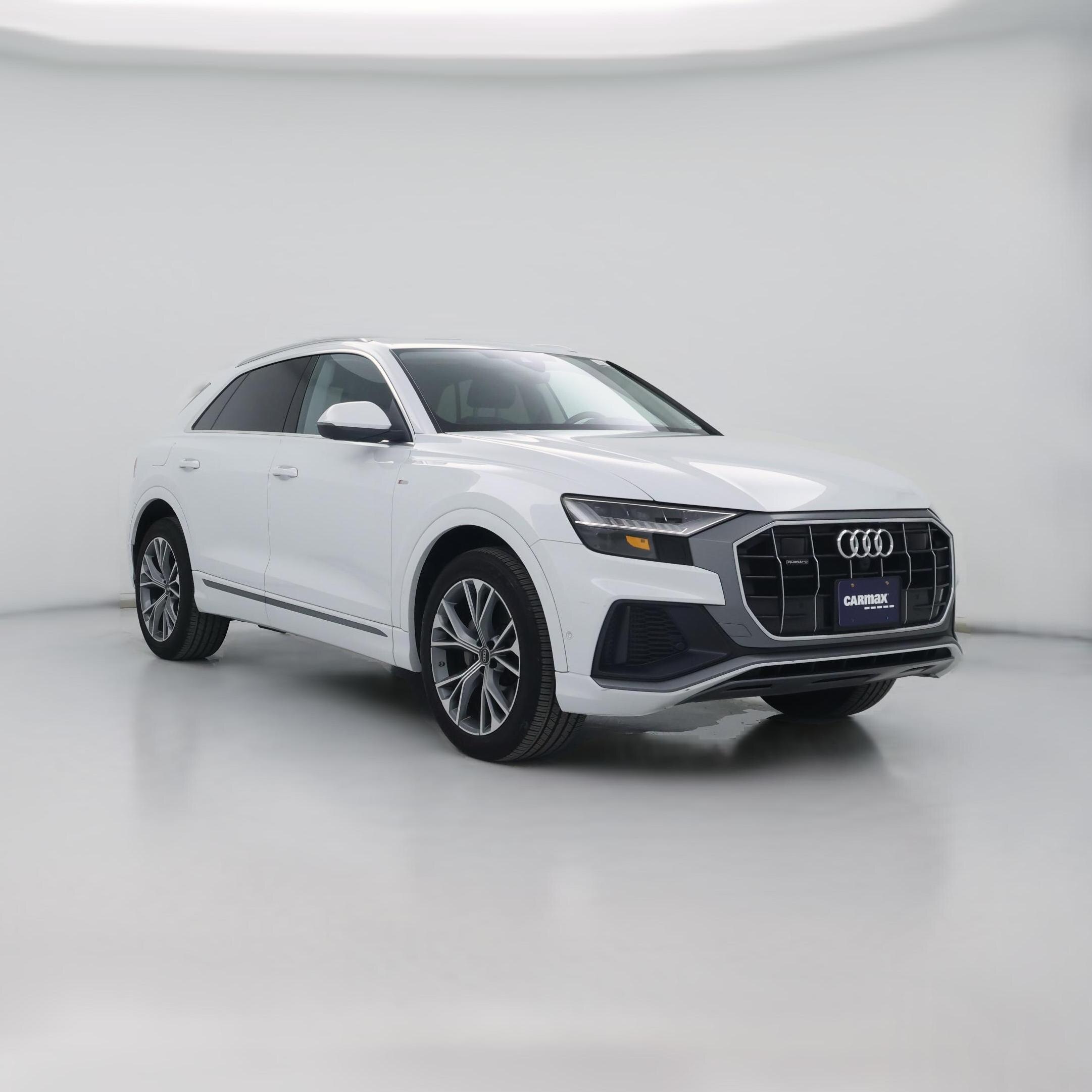 Thumbnail: 2023 Audi Q8 - 1