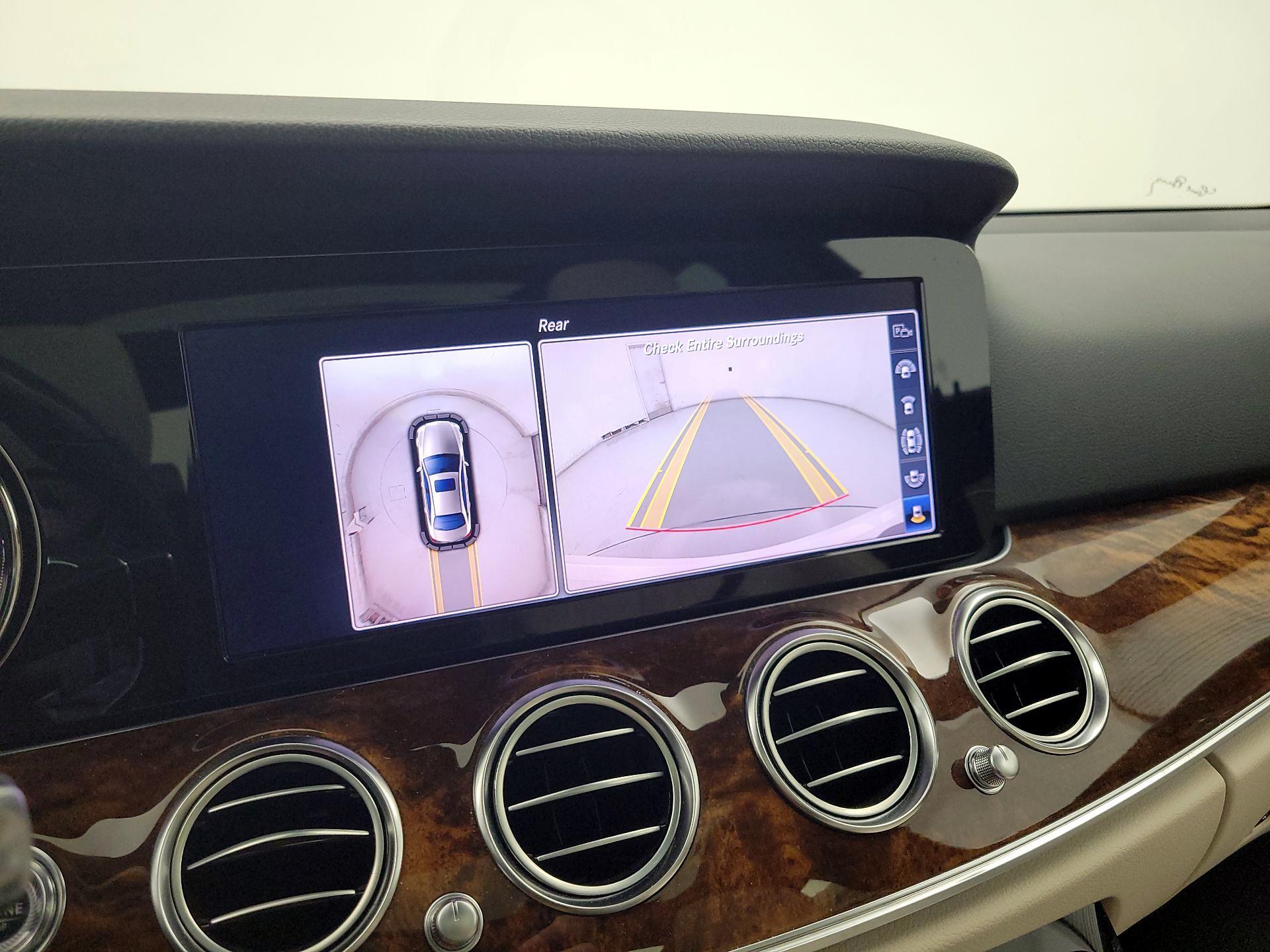 Thumbnail: 2018 Mercedes-Benz E-Class - 13