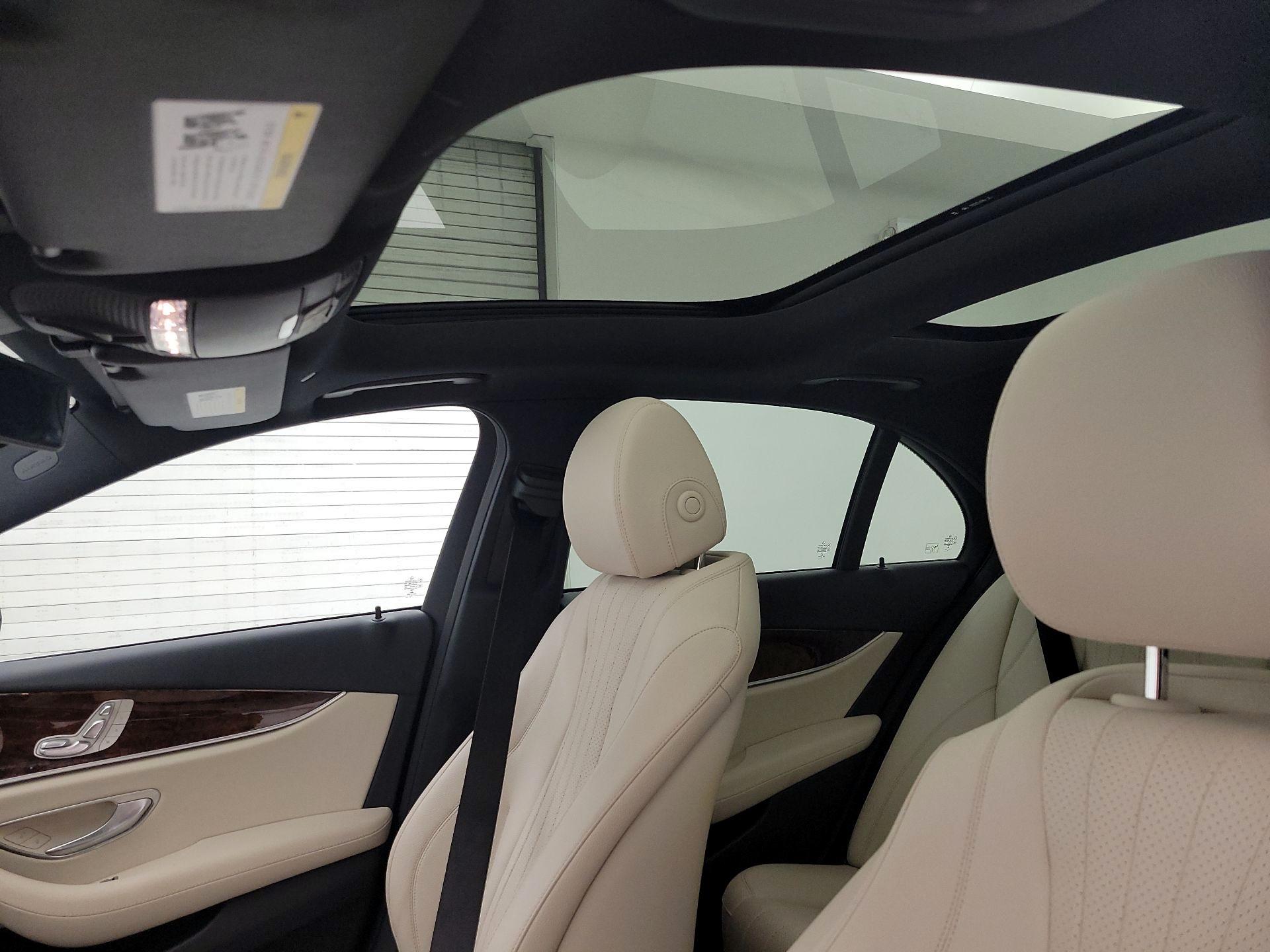 Thumbnail: 2018 Mercedes-Benz E-Class - 18