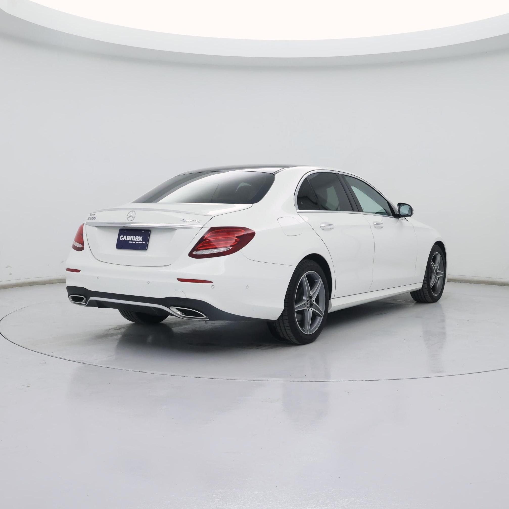 Thumbnail: 2018 Mercedes-Benz E-Class - 8