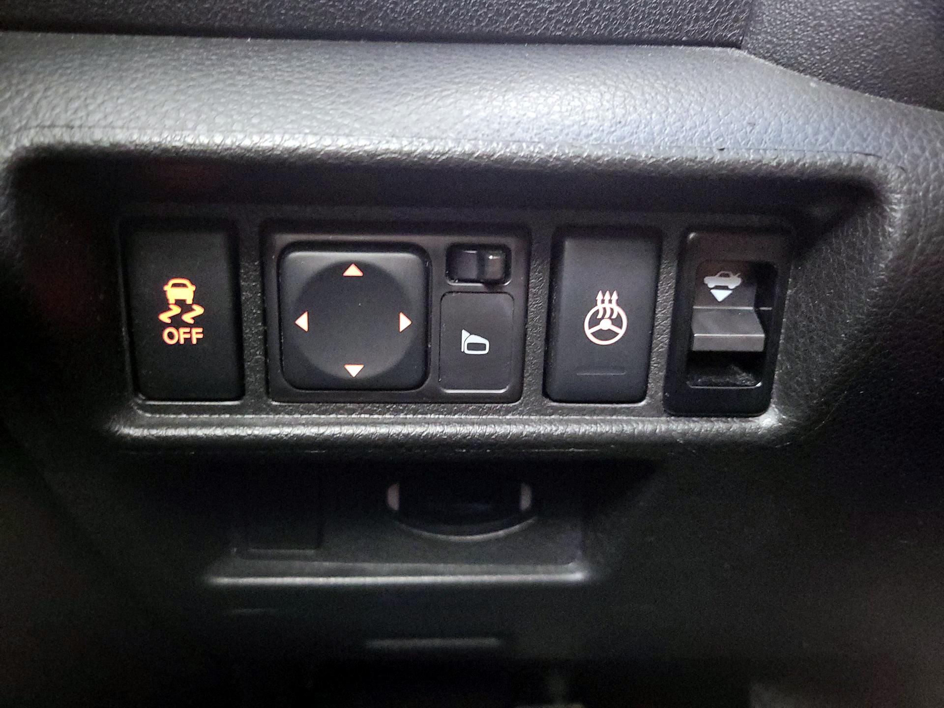 Thumbnail: 2014 Nissan Maxima - 13