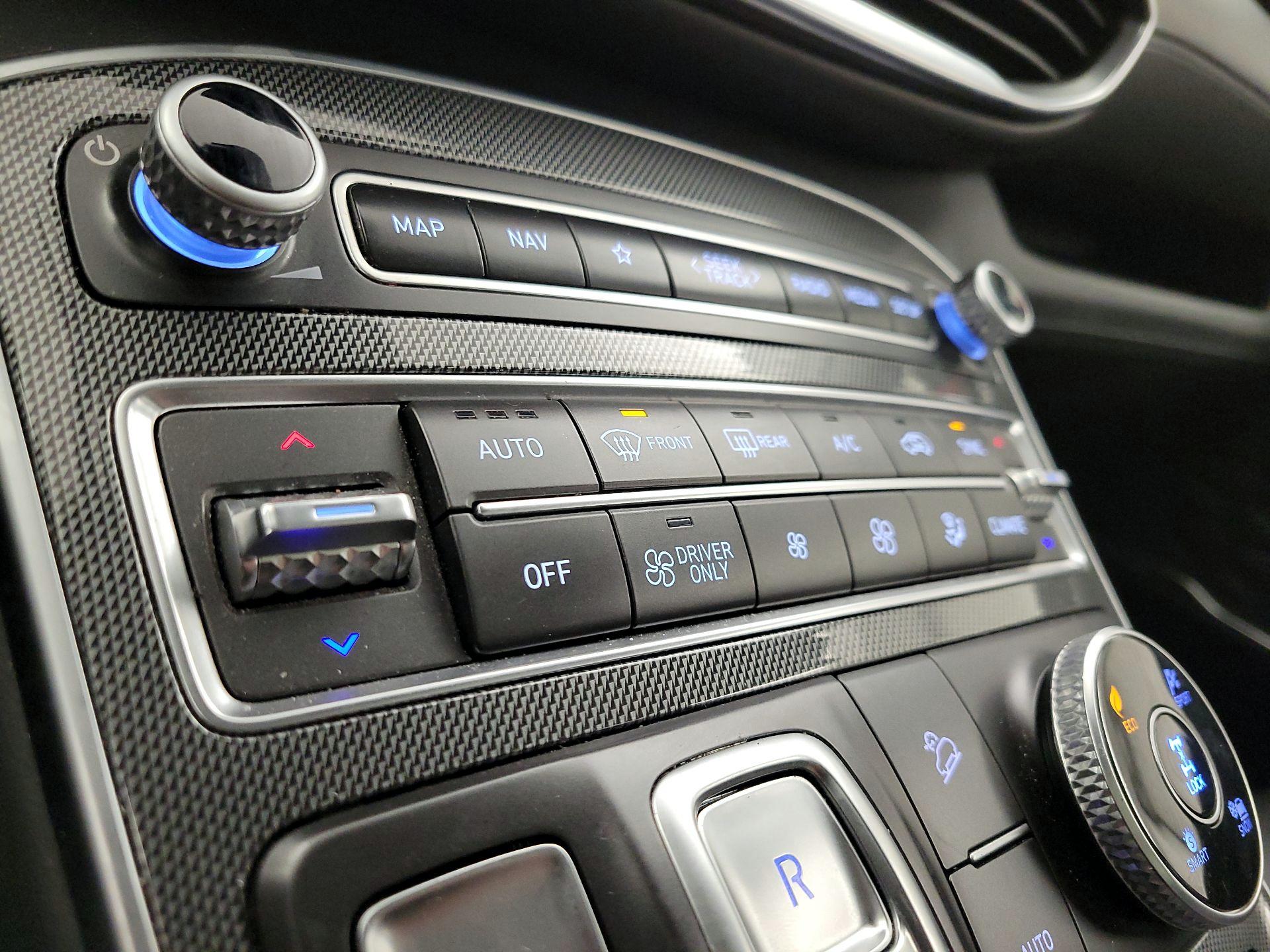 Thumbnail: 2023 Hyundai Santa Fe - 17