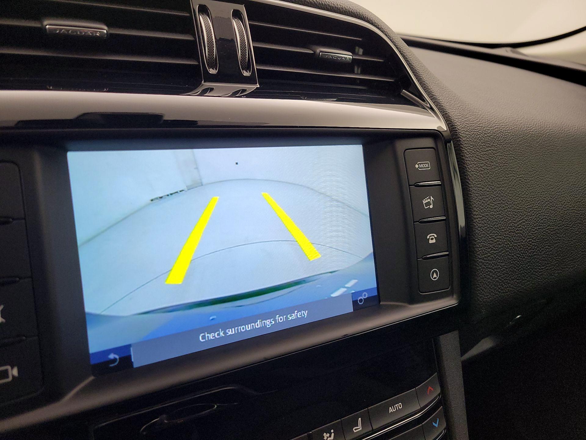 Thumbnail: 2018 Jaguar F-Pace - 14