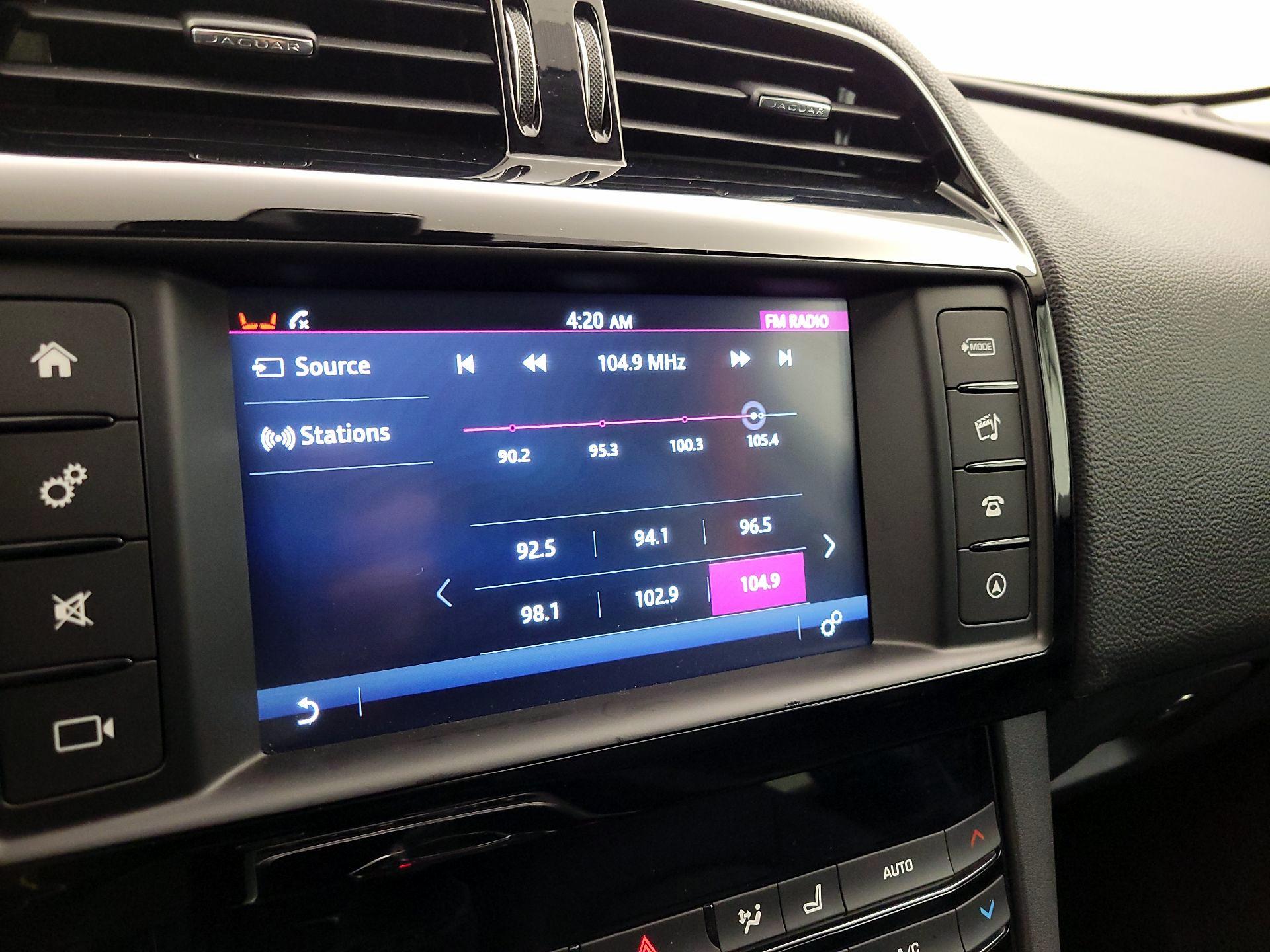 Thumbnail: 2018 Jaguar F-Pace - 15